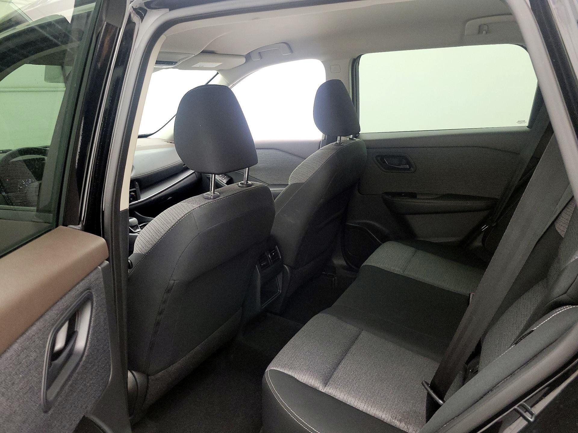 Thumbnail: 2021 Nissan Rogue - 19