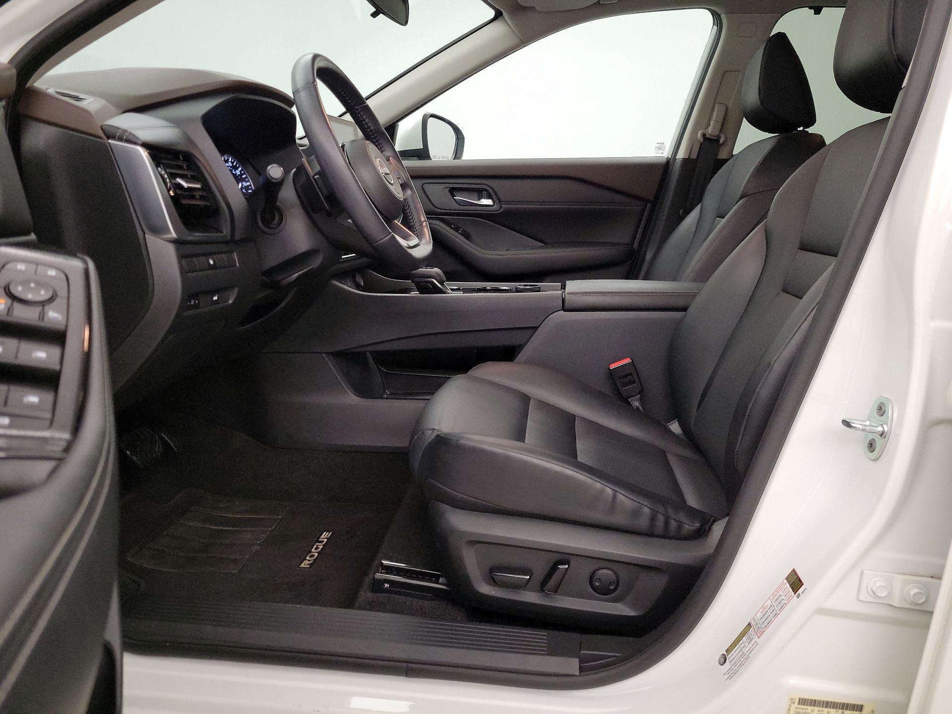 Thumbnail: 2023 Nissan Rogue - 11