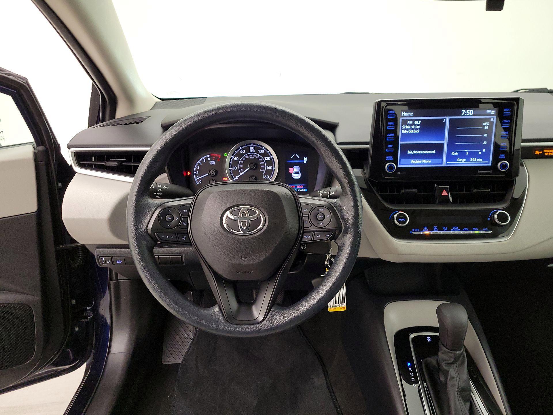 Thumbnail: 2022 Toyota Corolla - 10