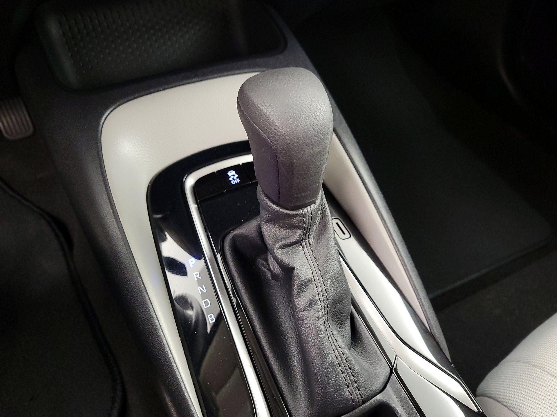 Thumbnail: 2022 Toyota Corolla - 17