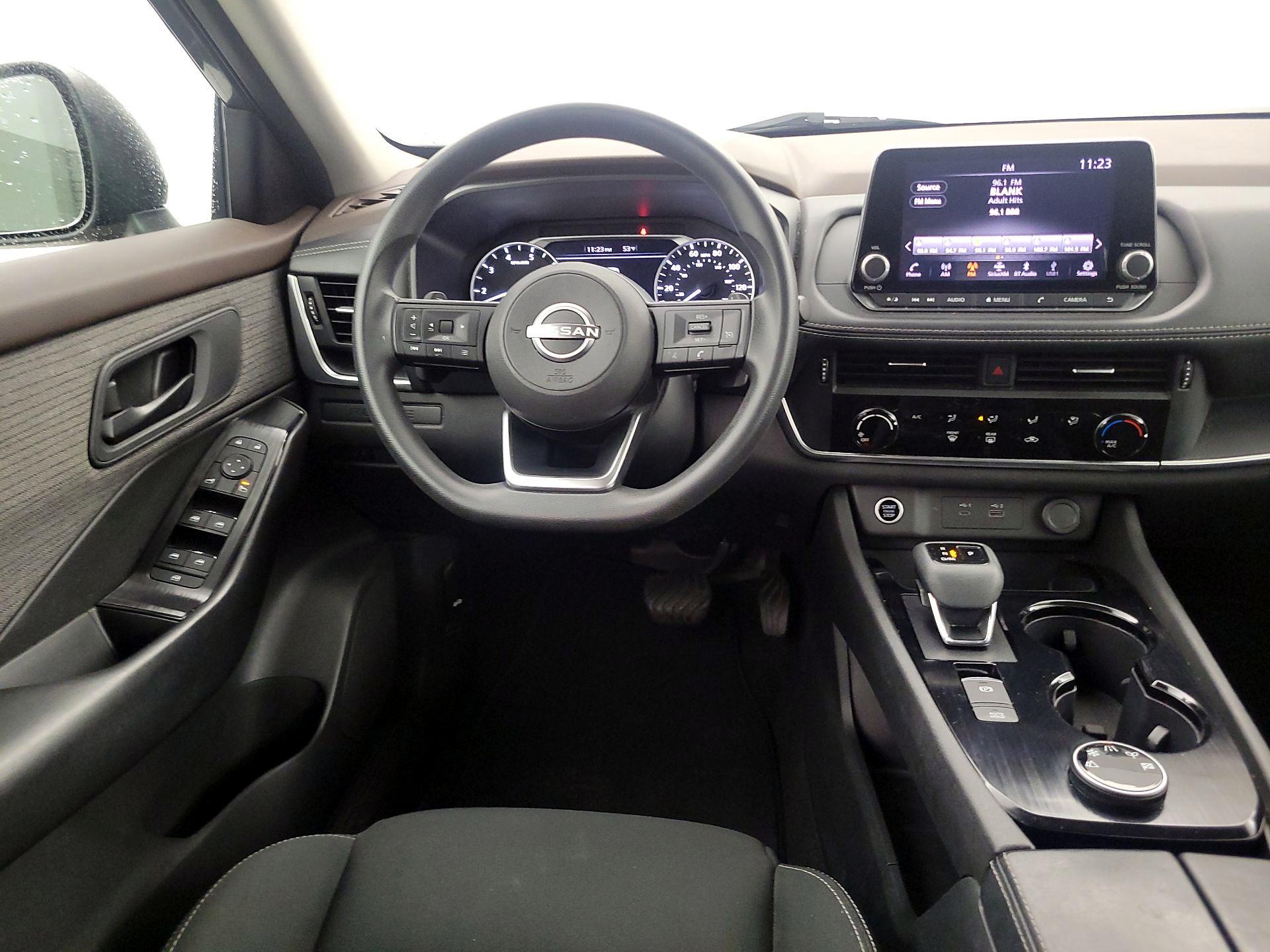 Thumbnail: 2023 Nissan Rogue - 10