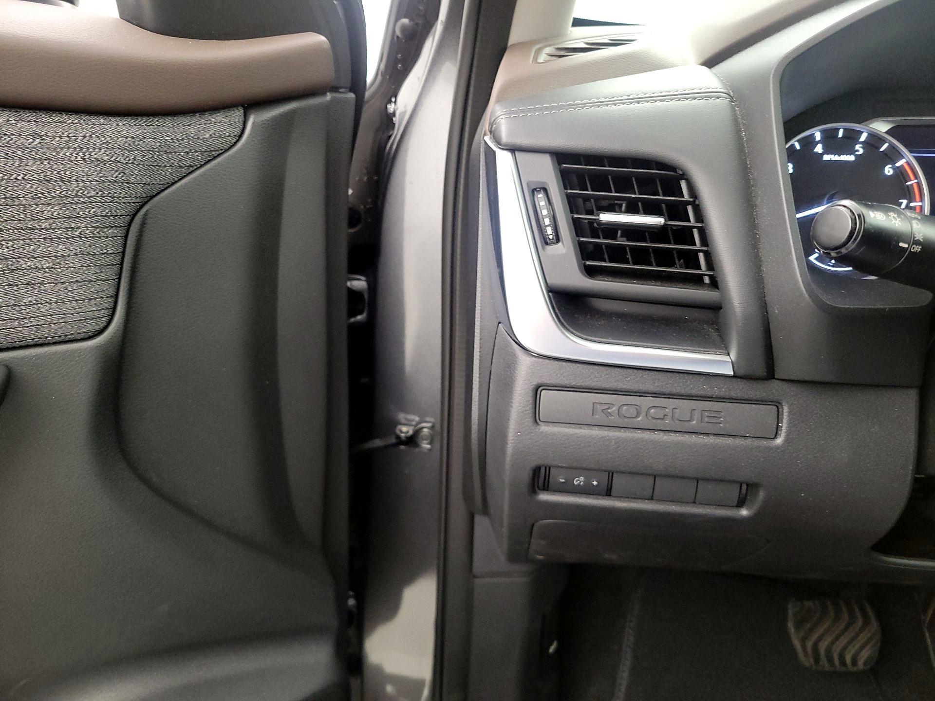 Thumbnail: 2023 Nissan Rogue - 13