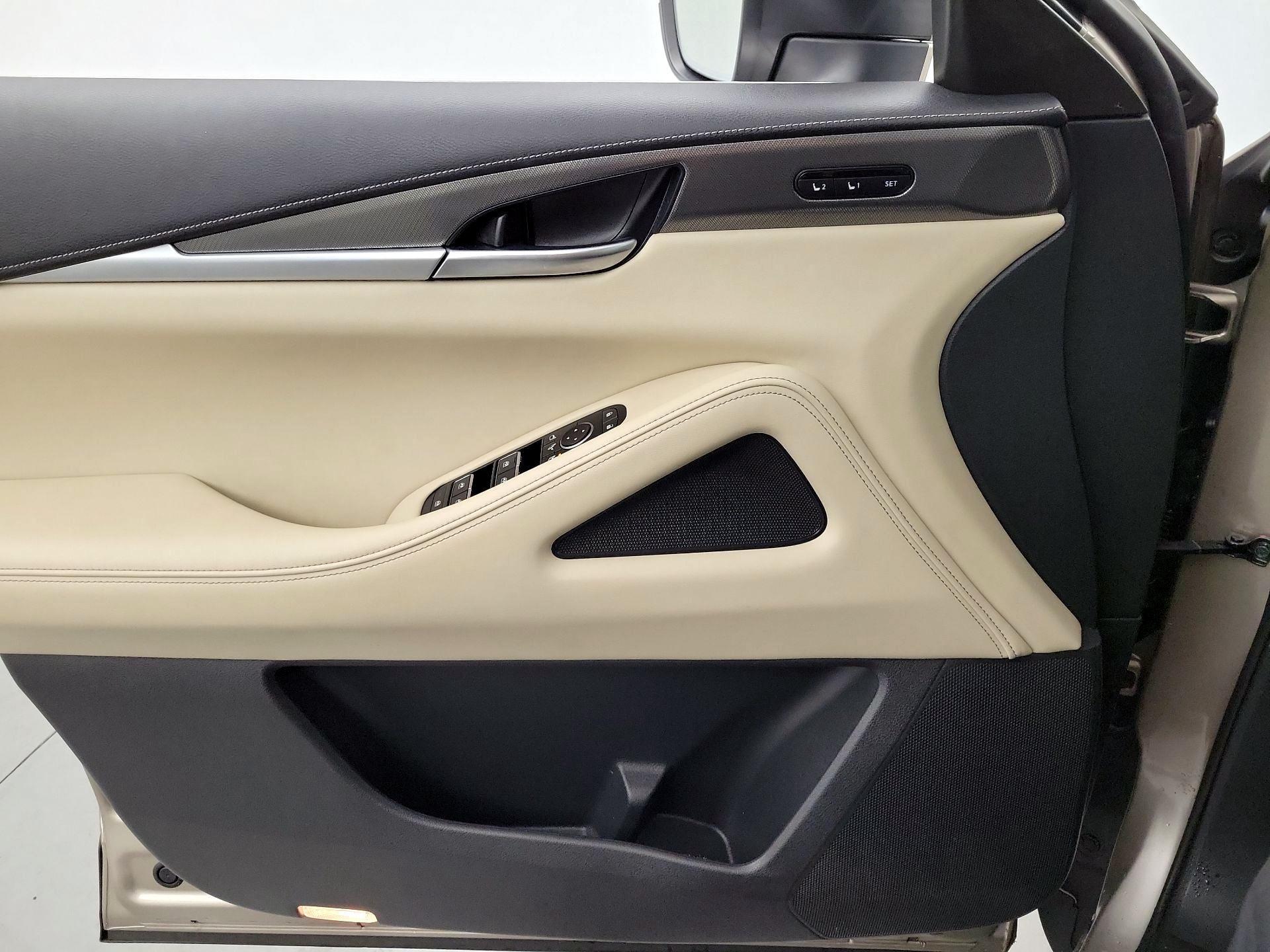 Thumbnail: 2023 INFINITI QX60 - 10