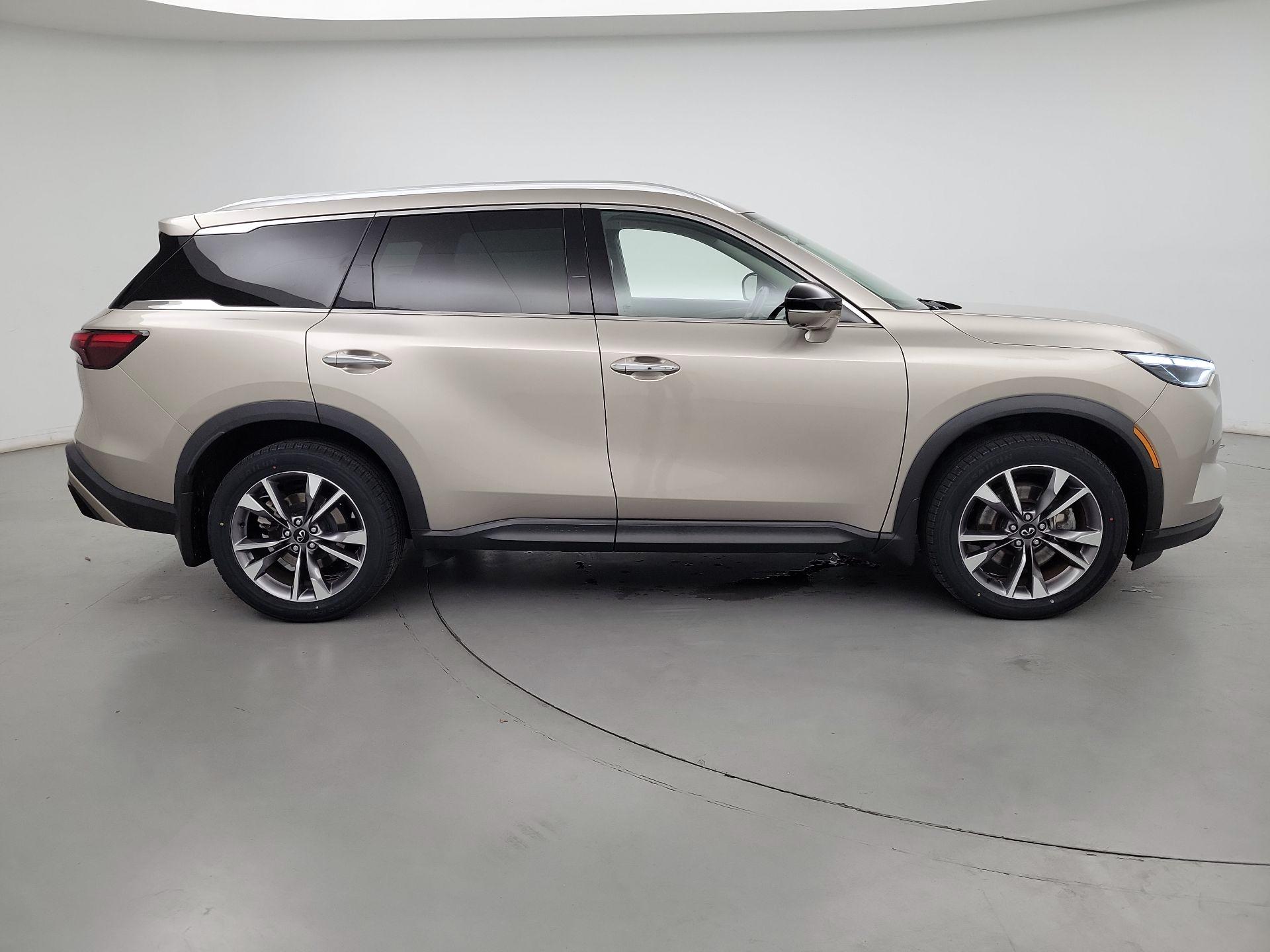 Thumbnail: 2023 INFINITI QX60 - 4