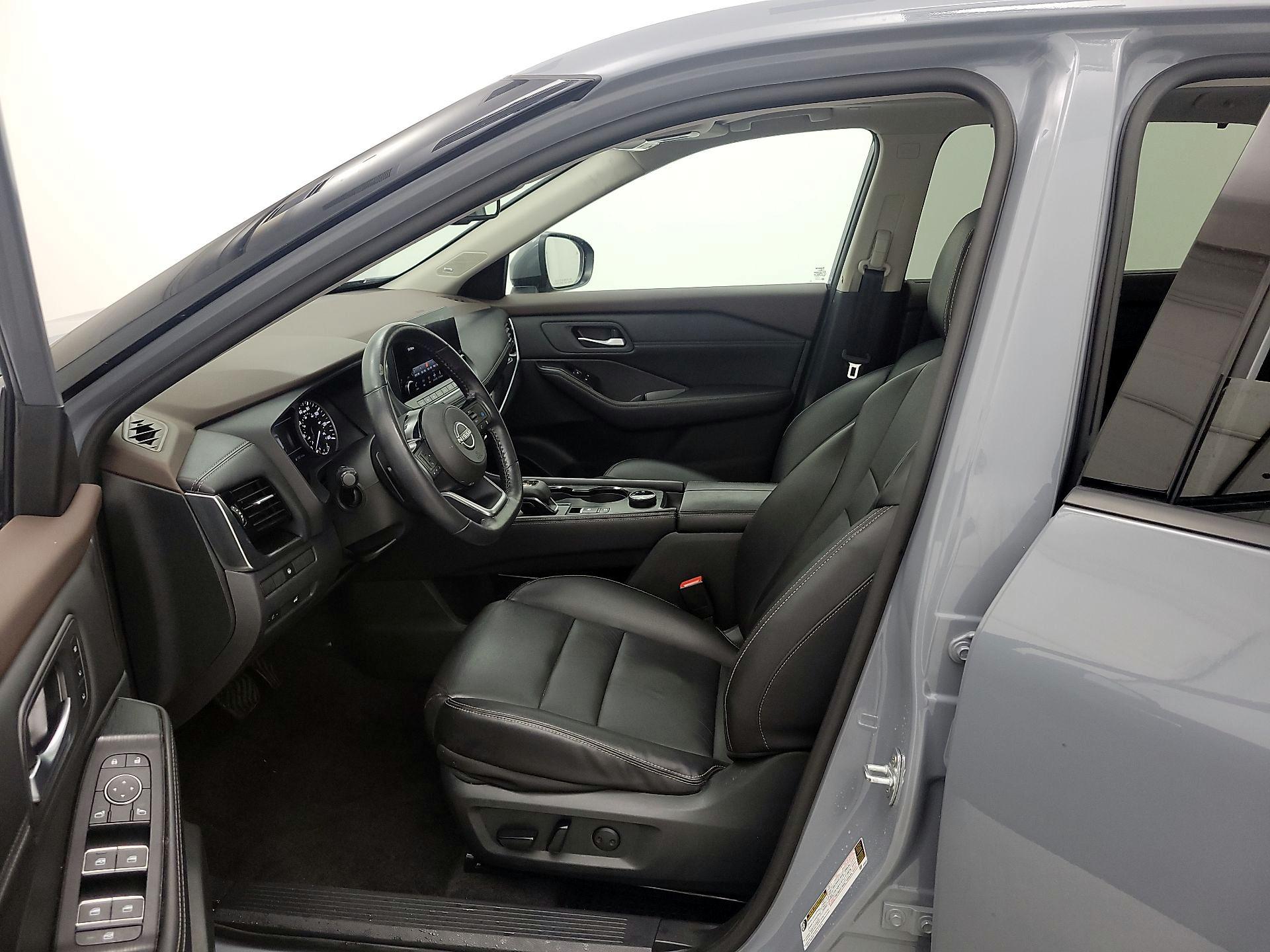 Thumbnail: 2023 Nissan Rogue - 11