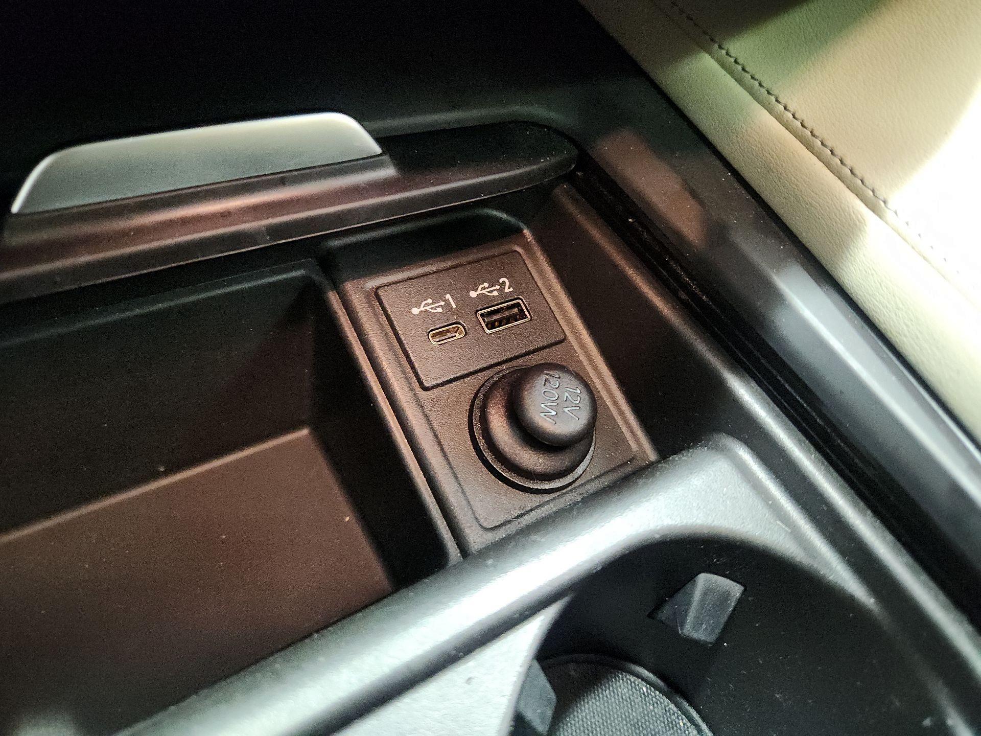 Thumbnail: 2022 INFINITI QX50 - 18