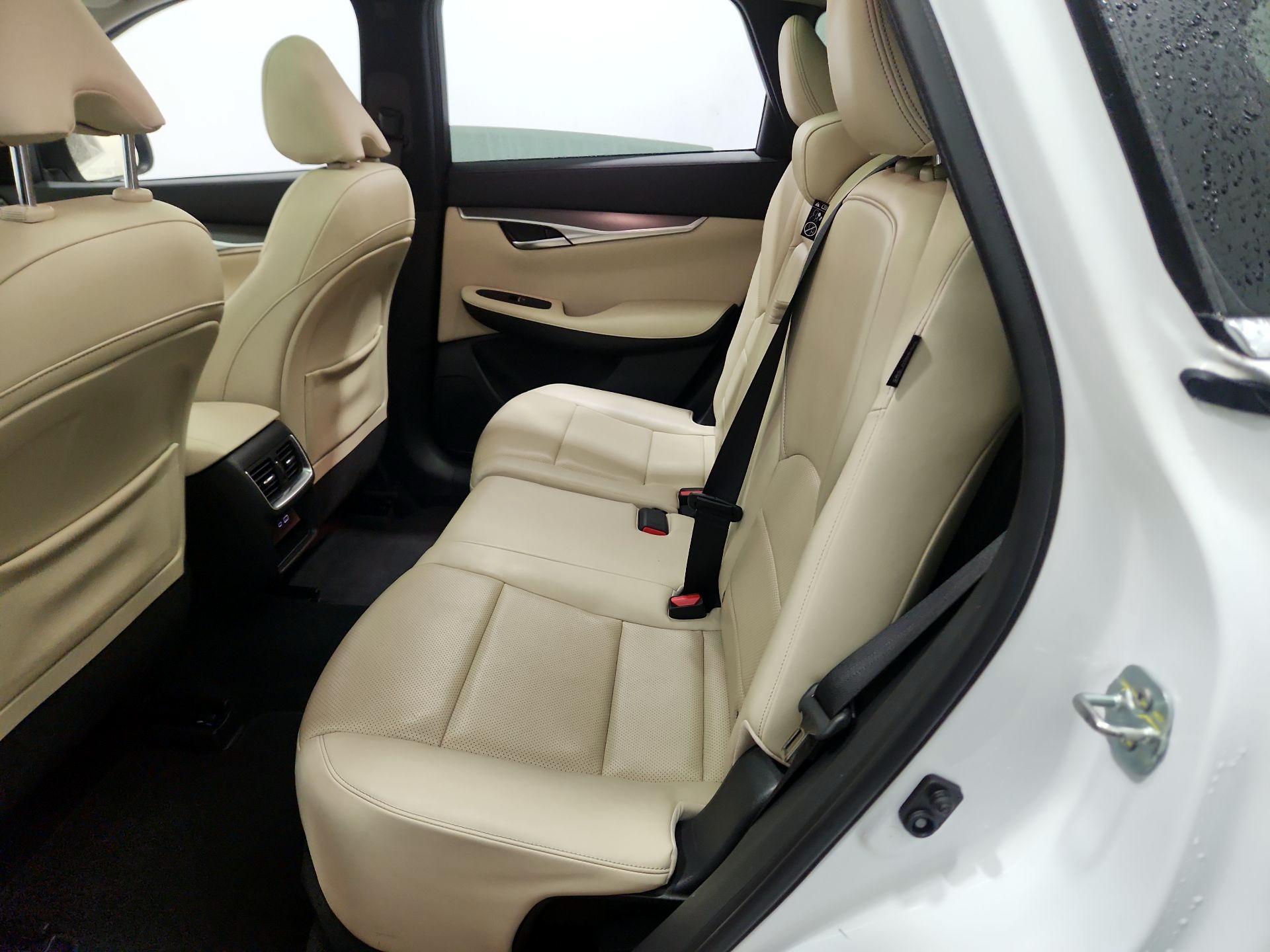 Thumbnail: 2022 INFINITI QX50 - 20