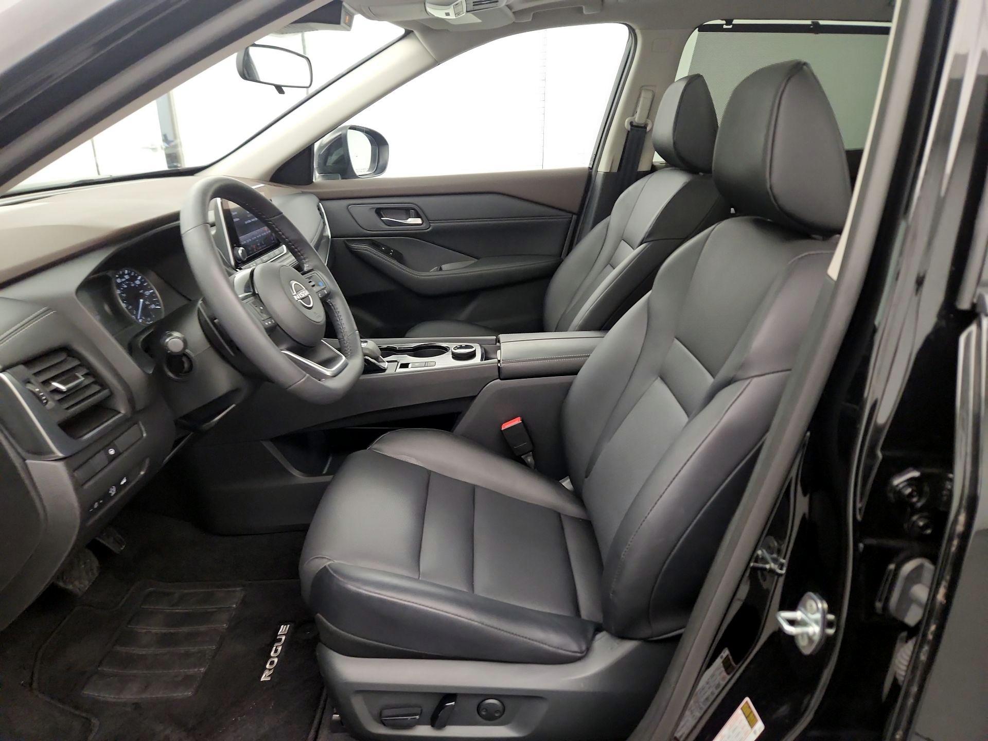 Thumbnail: 2023 Nissan Rogue - 9