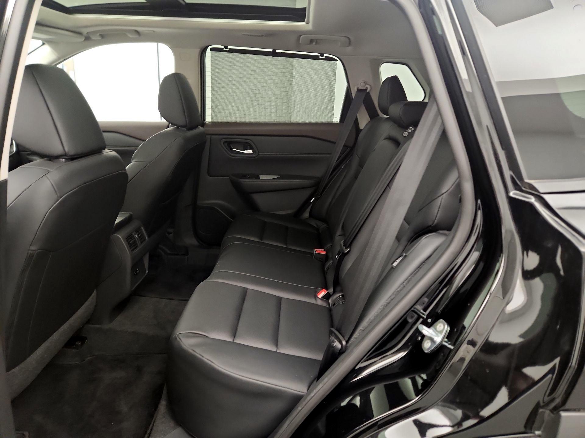 Thumbnail: 2023 Nissan Rogue - 18