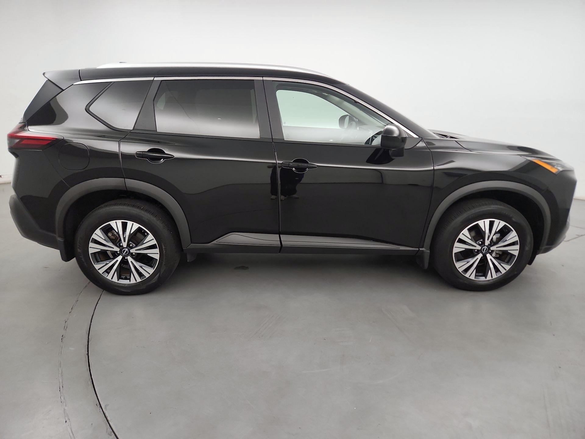 Thumbnail: 2023 Nissan Rogue - 4