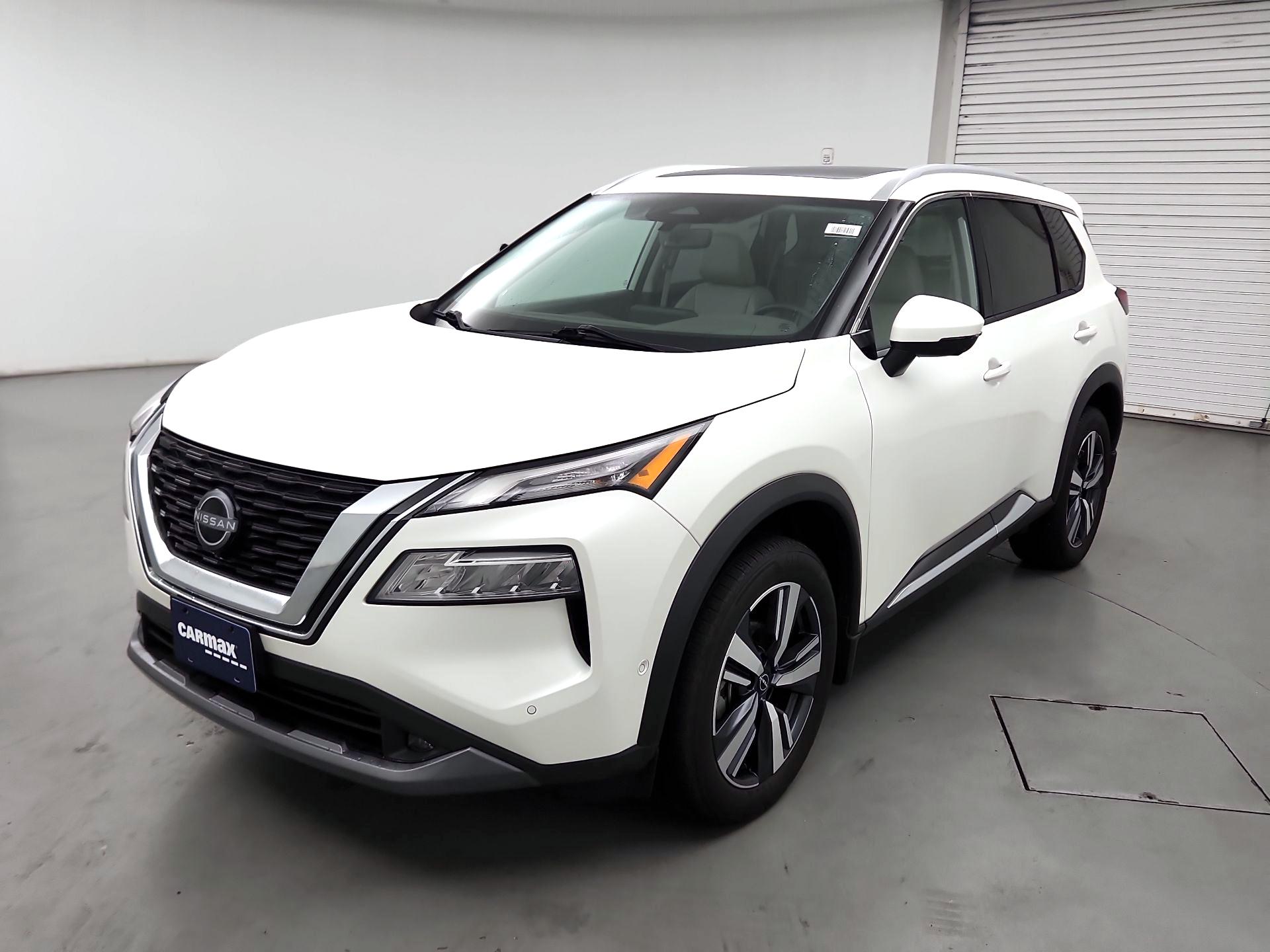 Thumbnail: 2022 Nissan Rogue - 3