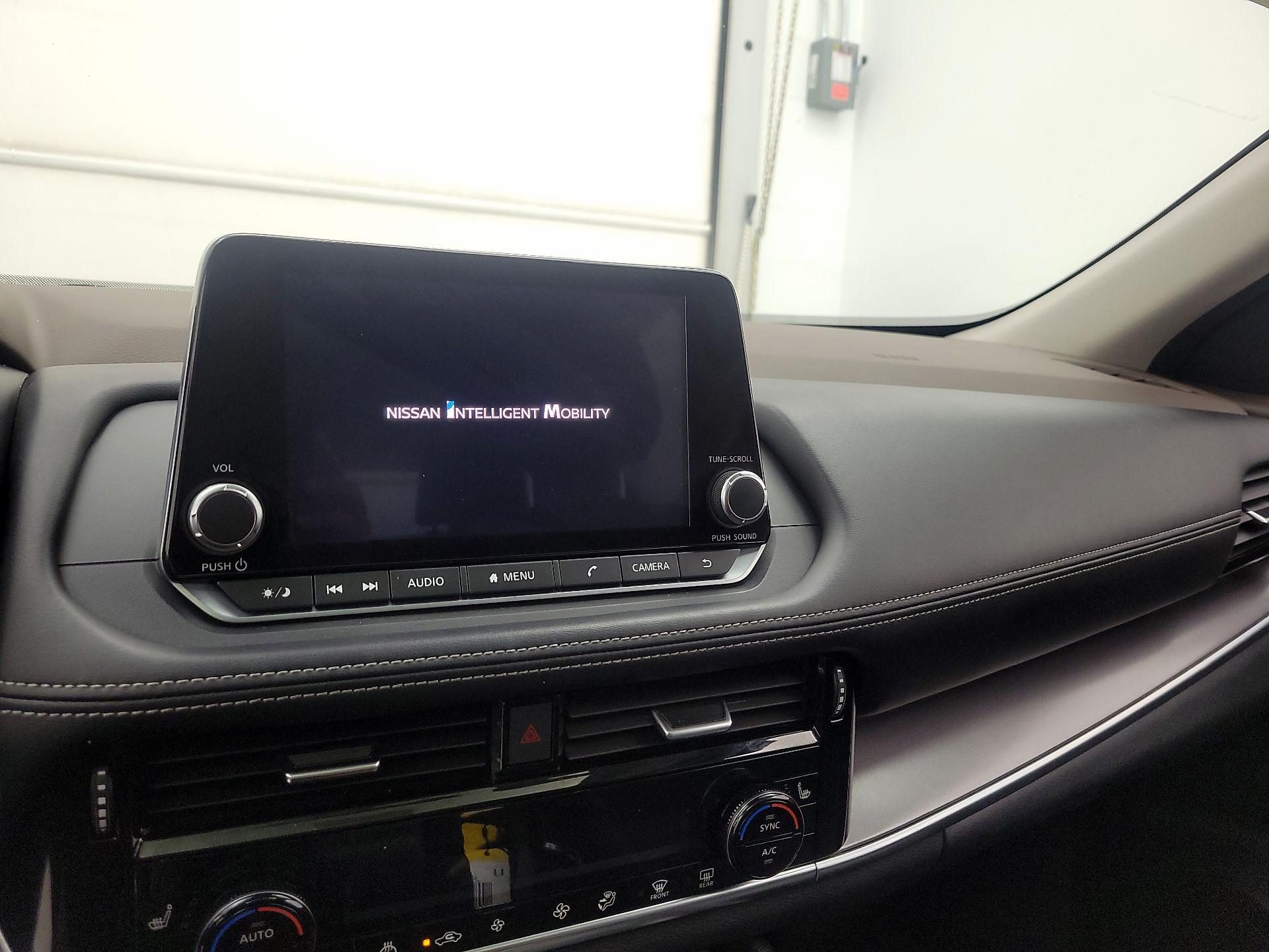 Thumbnail: 2022 Nissan Rogue - 16