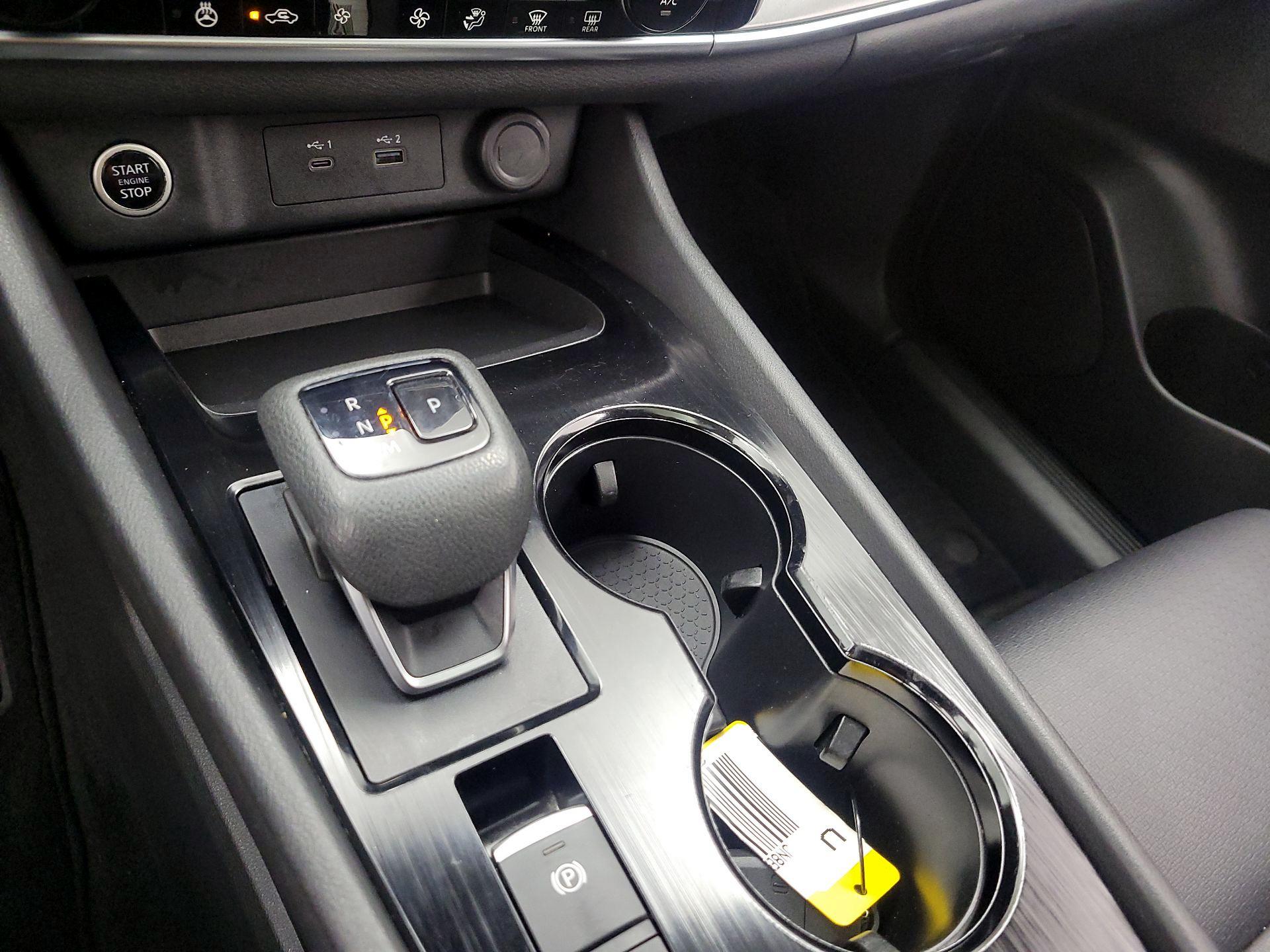 Thumbnail: 2022 Nissan Rogue - 18