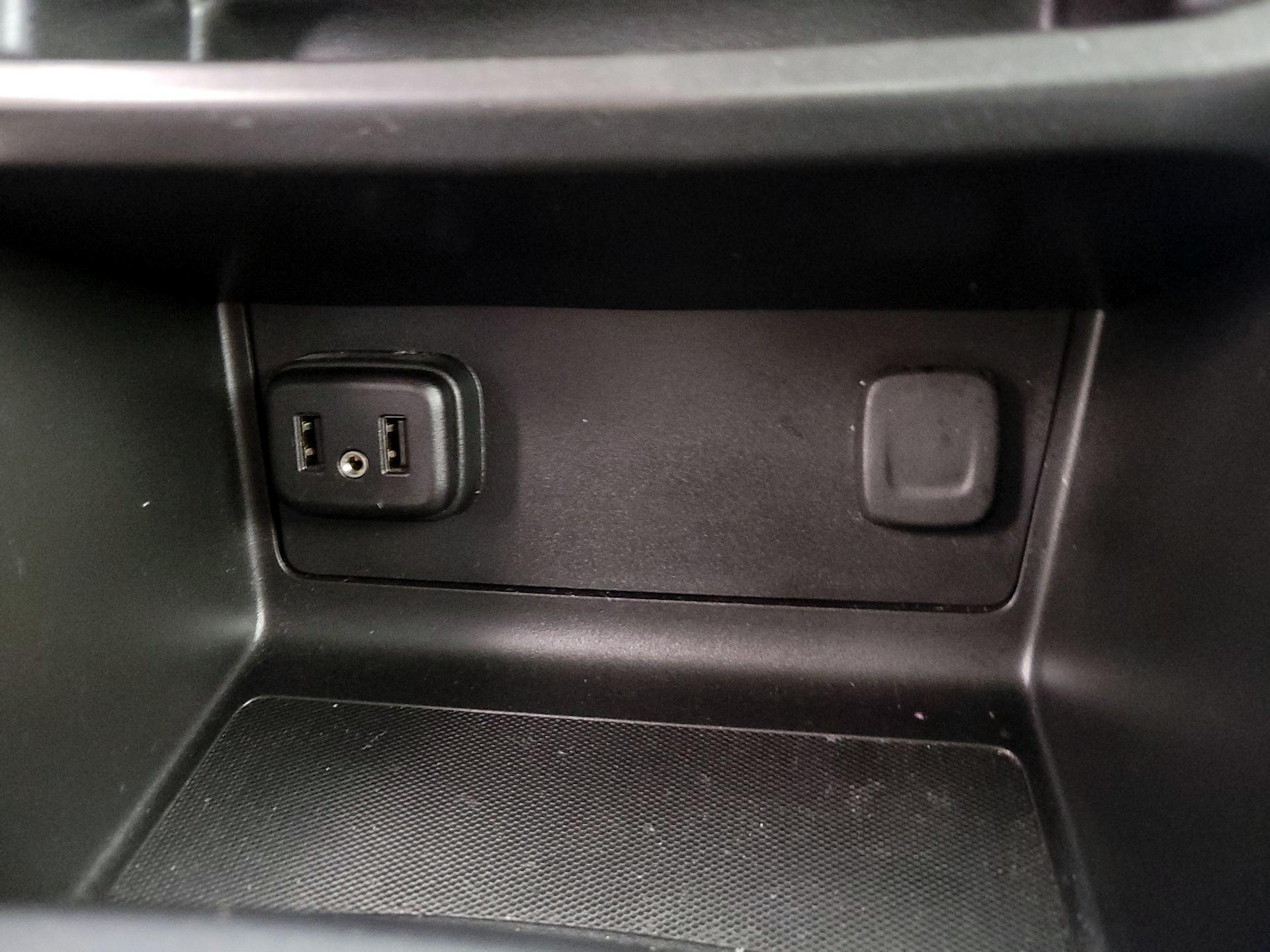 Thumbnail: 2020 Chevrolet Colorado - 18