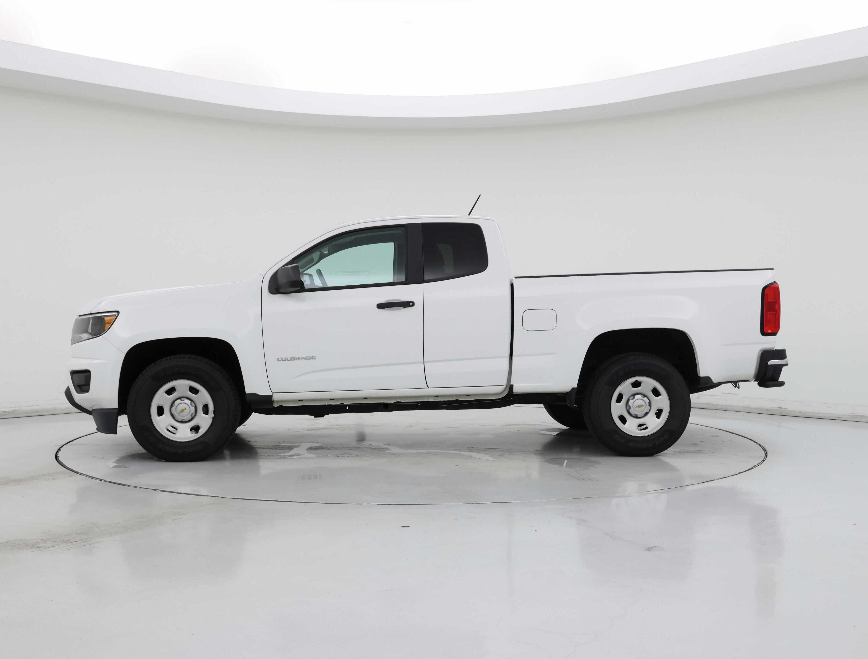 Thumbnail: 2020 Chevrolet Colorado - 3