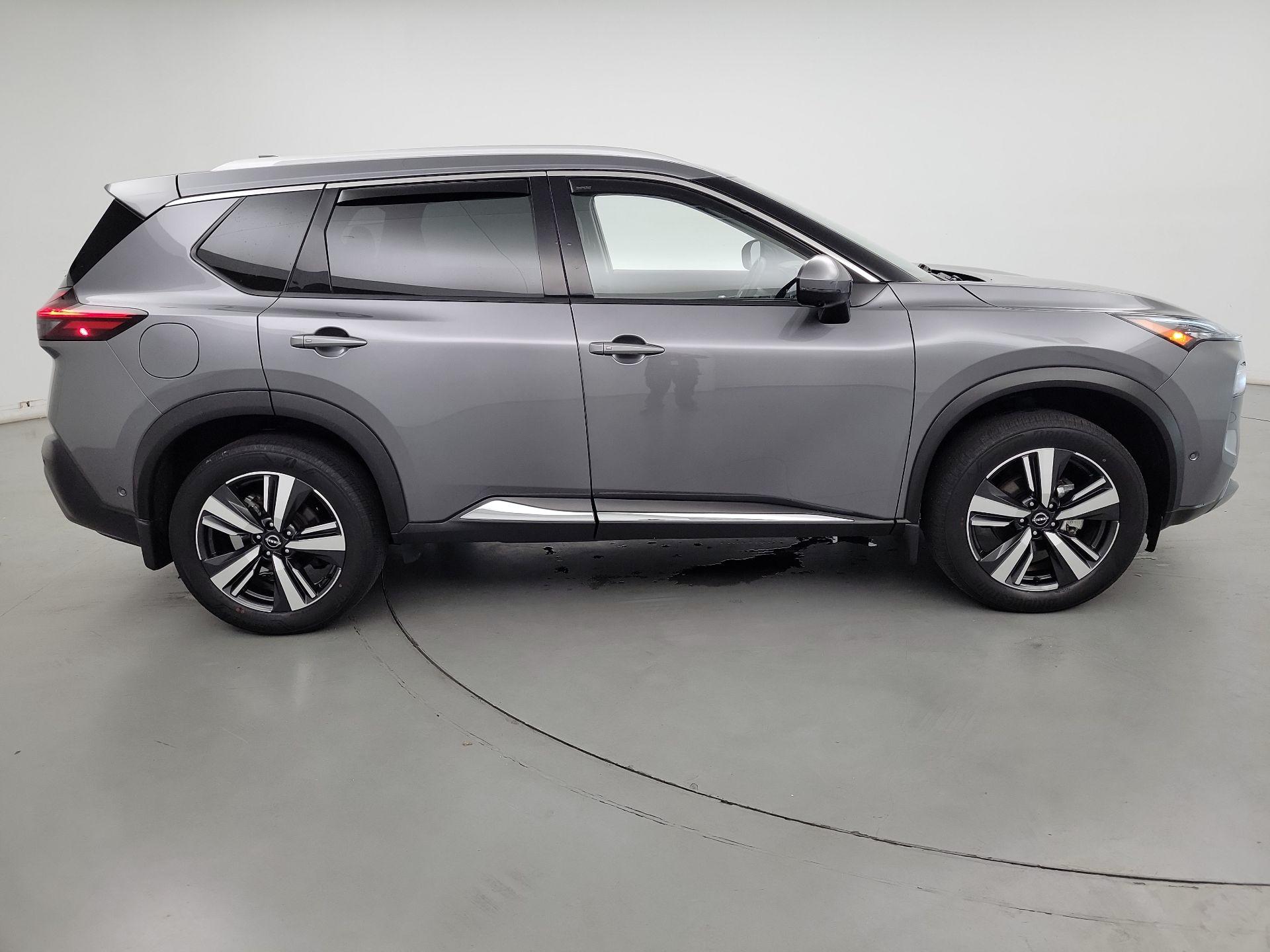 Thumbnail: 2023 Nissan Rogue - 4