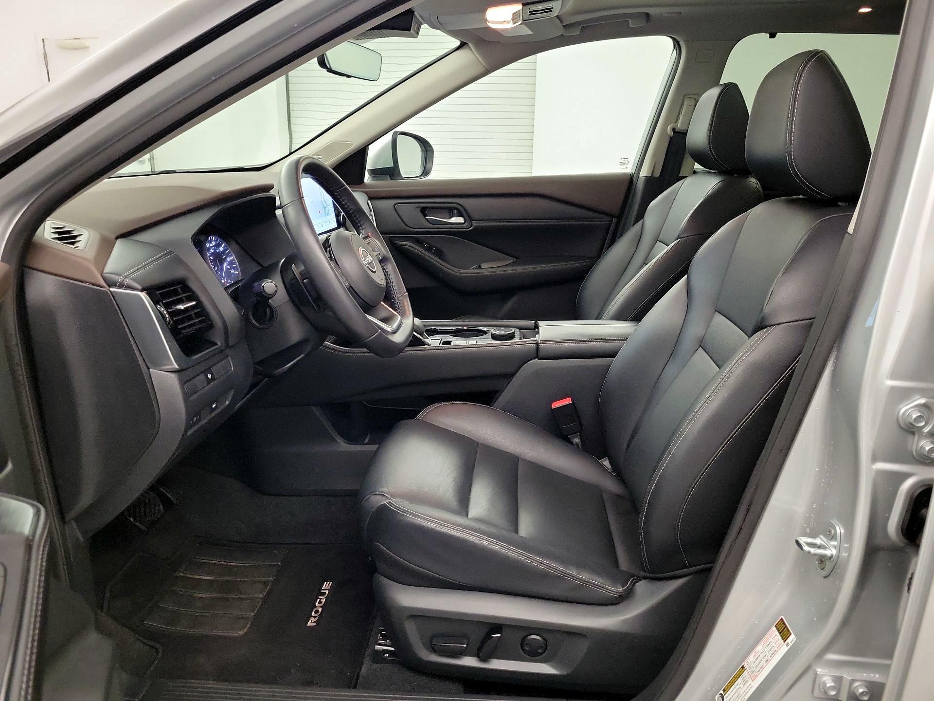 Thumbnail: 2022 Nissan Rogue - 9