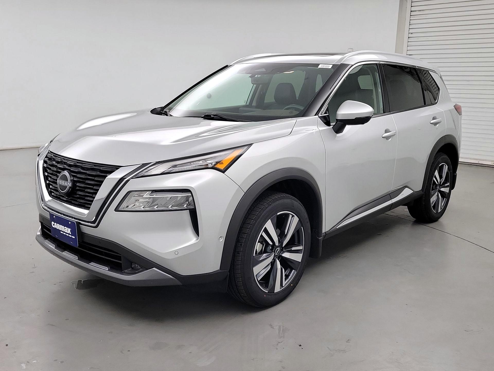 Thumbnail: 2022 Nissan Rogue - 3