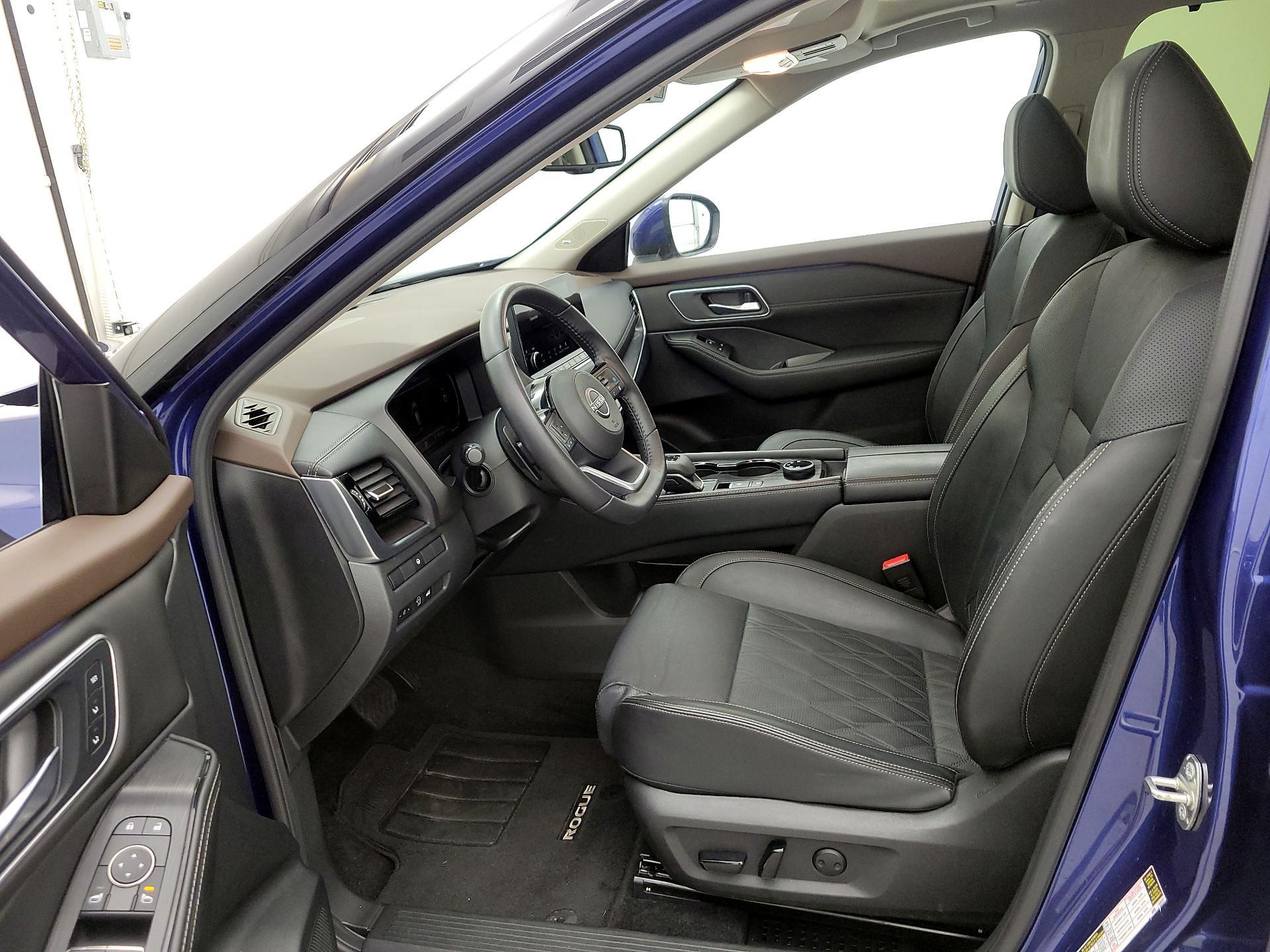 Thumbnail: 2023 Nissan Rogue - 11