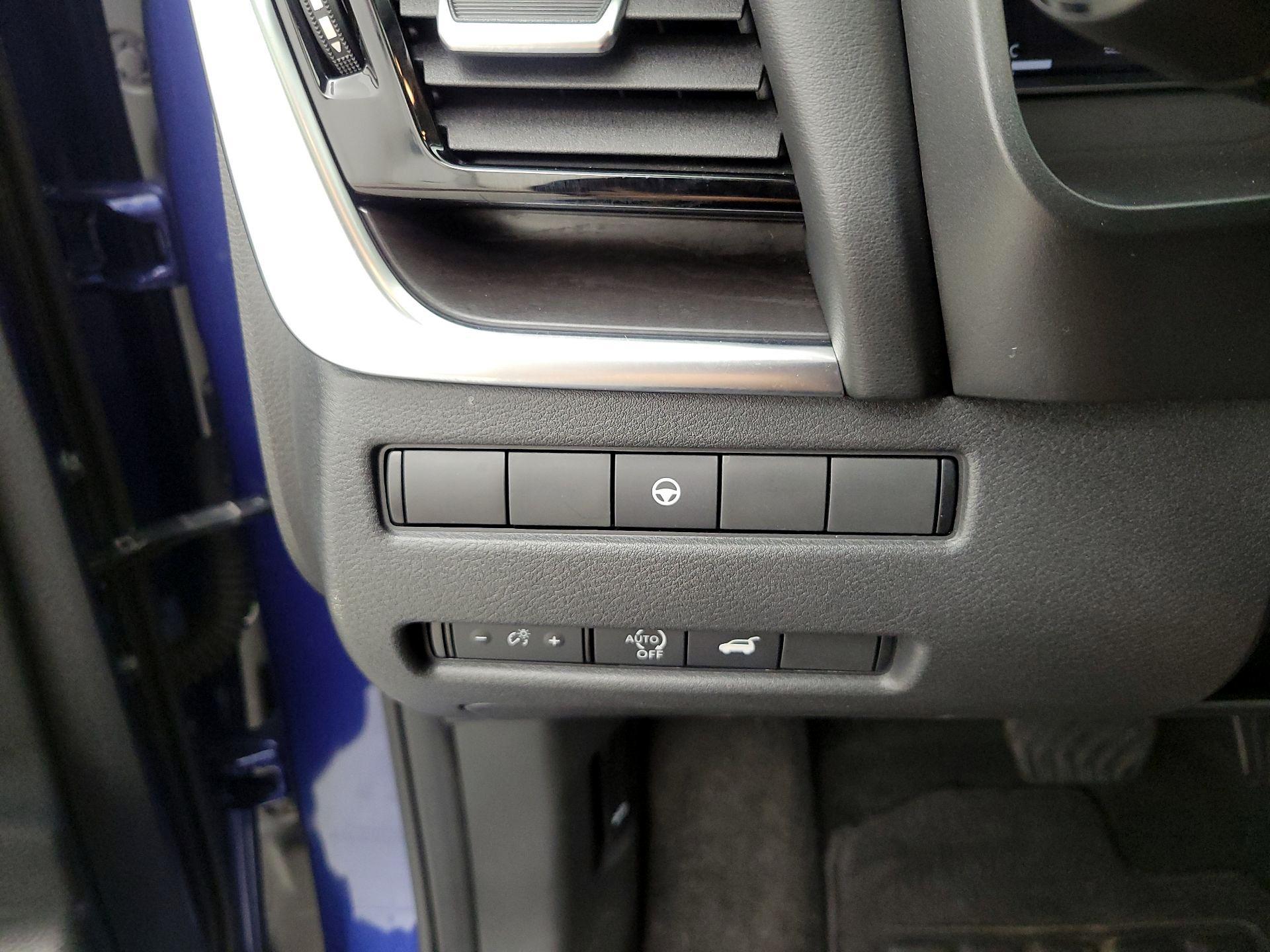 Thumbnail: 2023 Nissan Rogue - 13