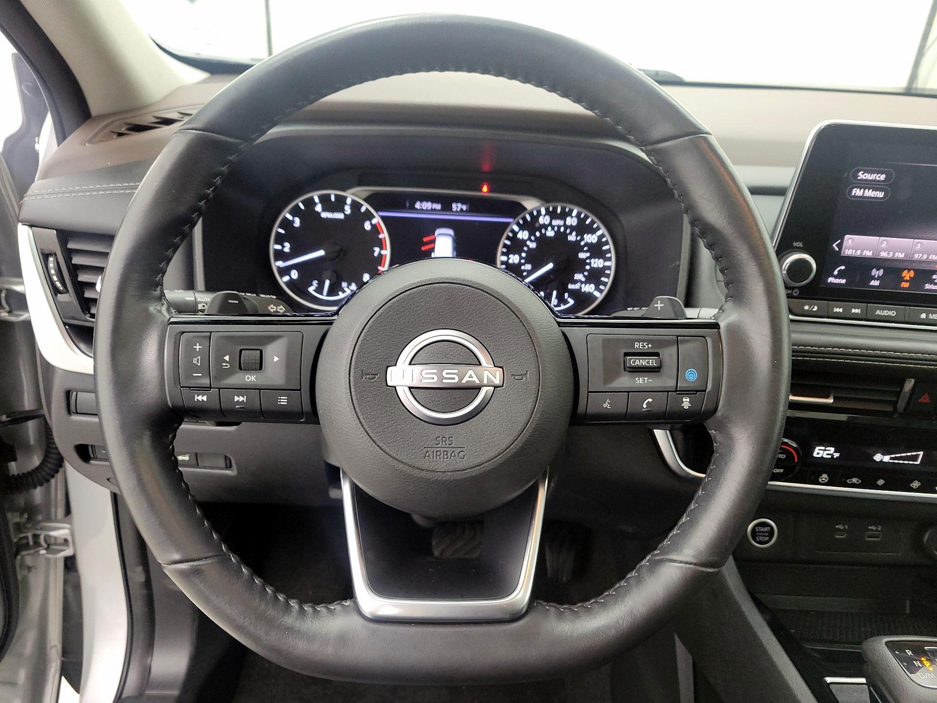 Thumbnail: 2022 Nissan Rogue - 10