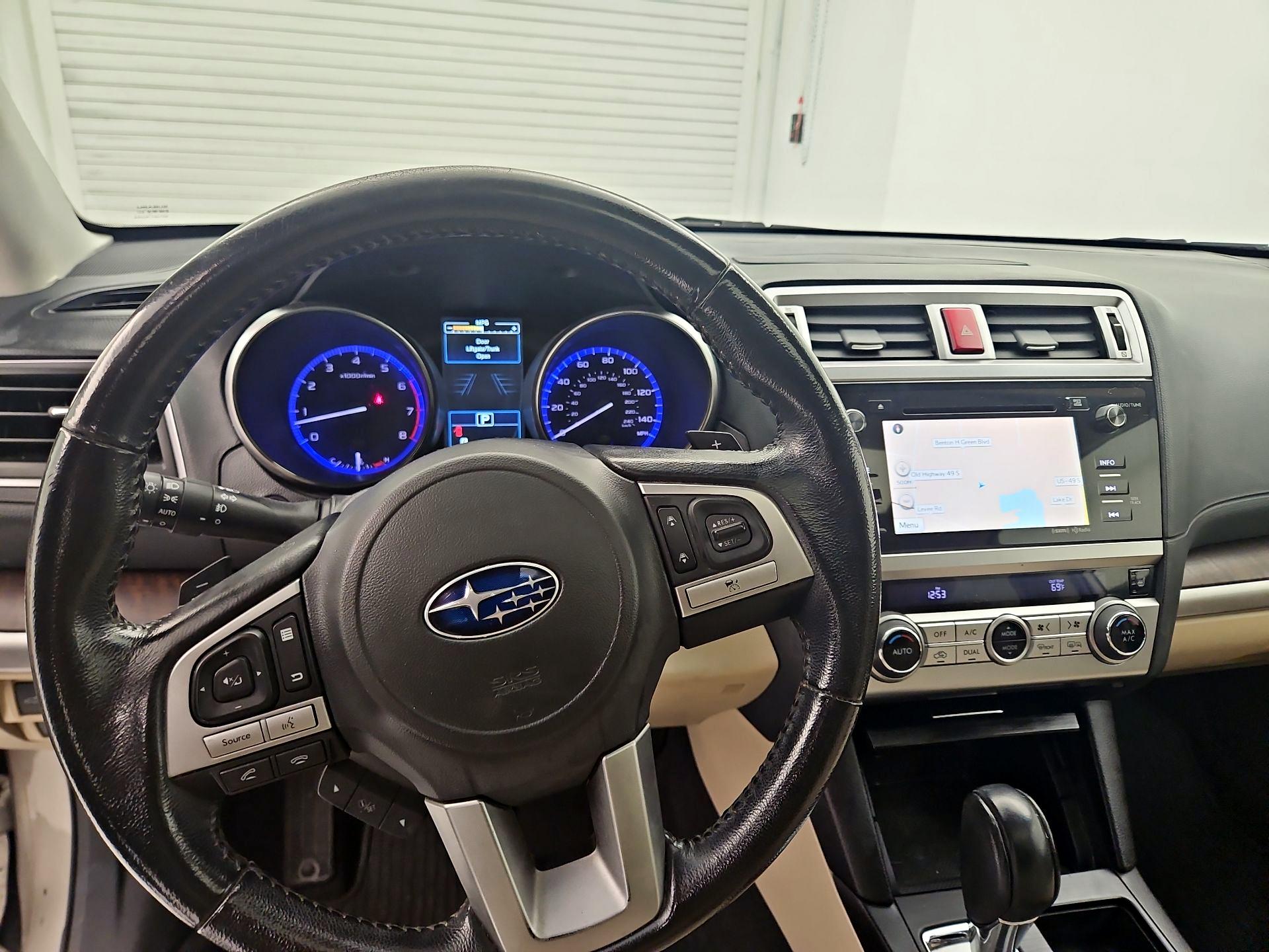 Thumbnail: 2015 Subaru Outback - 10