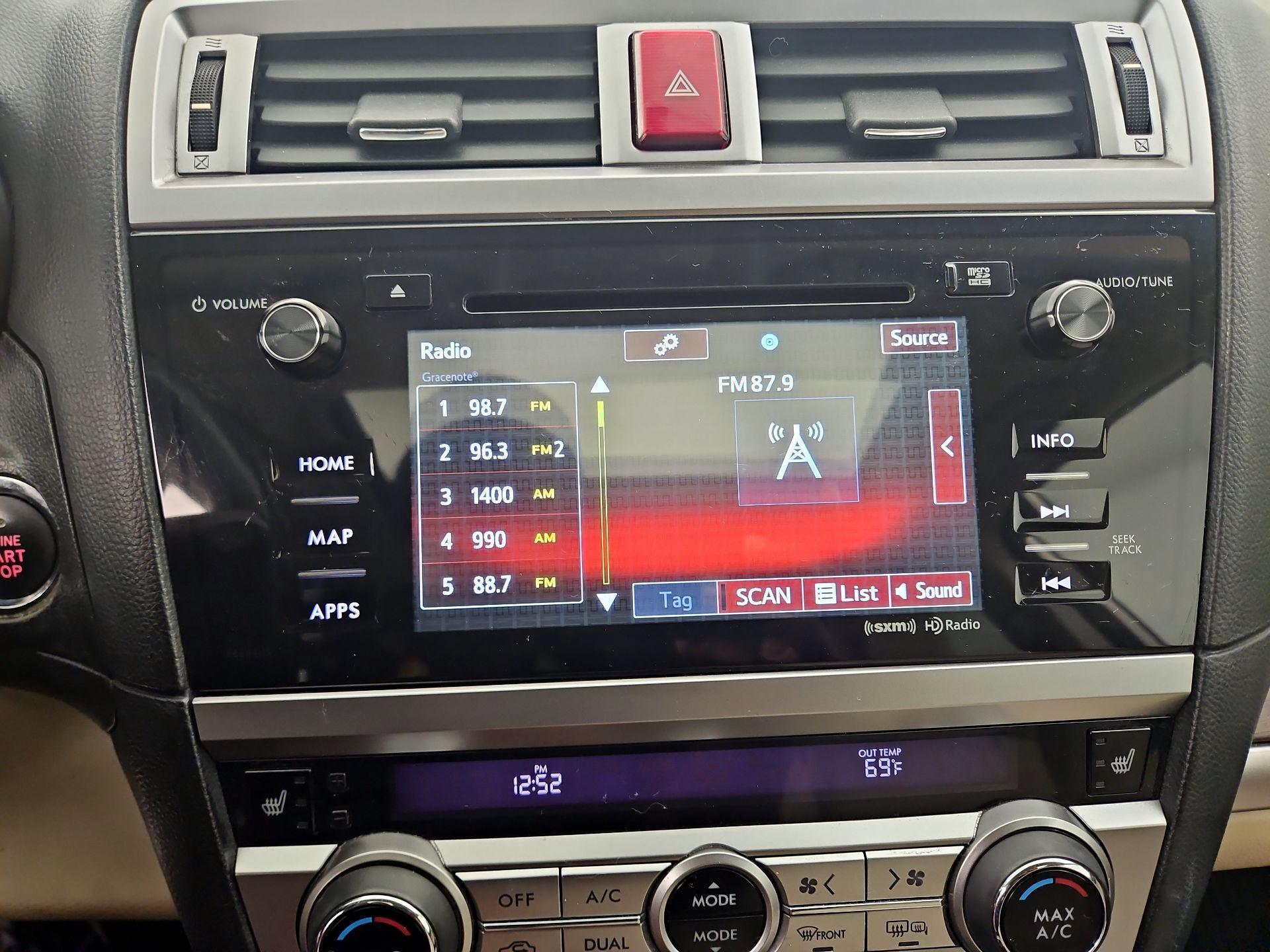 Thumbnail: 2015 Subaru Outback - 16