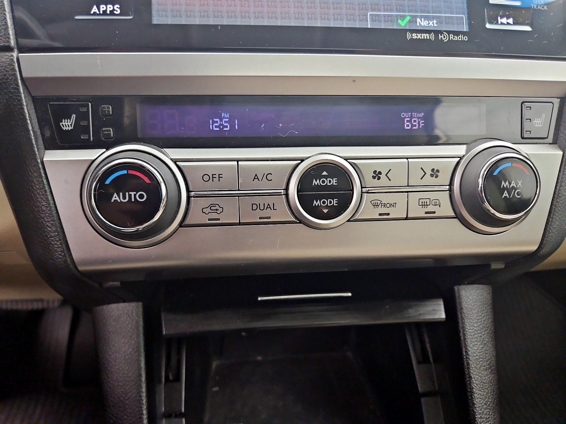 Thumbnail: 2015 Subaru Outback - 17