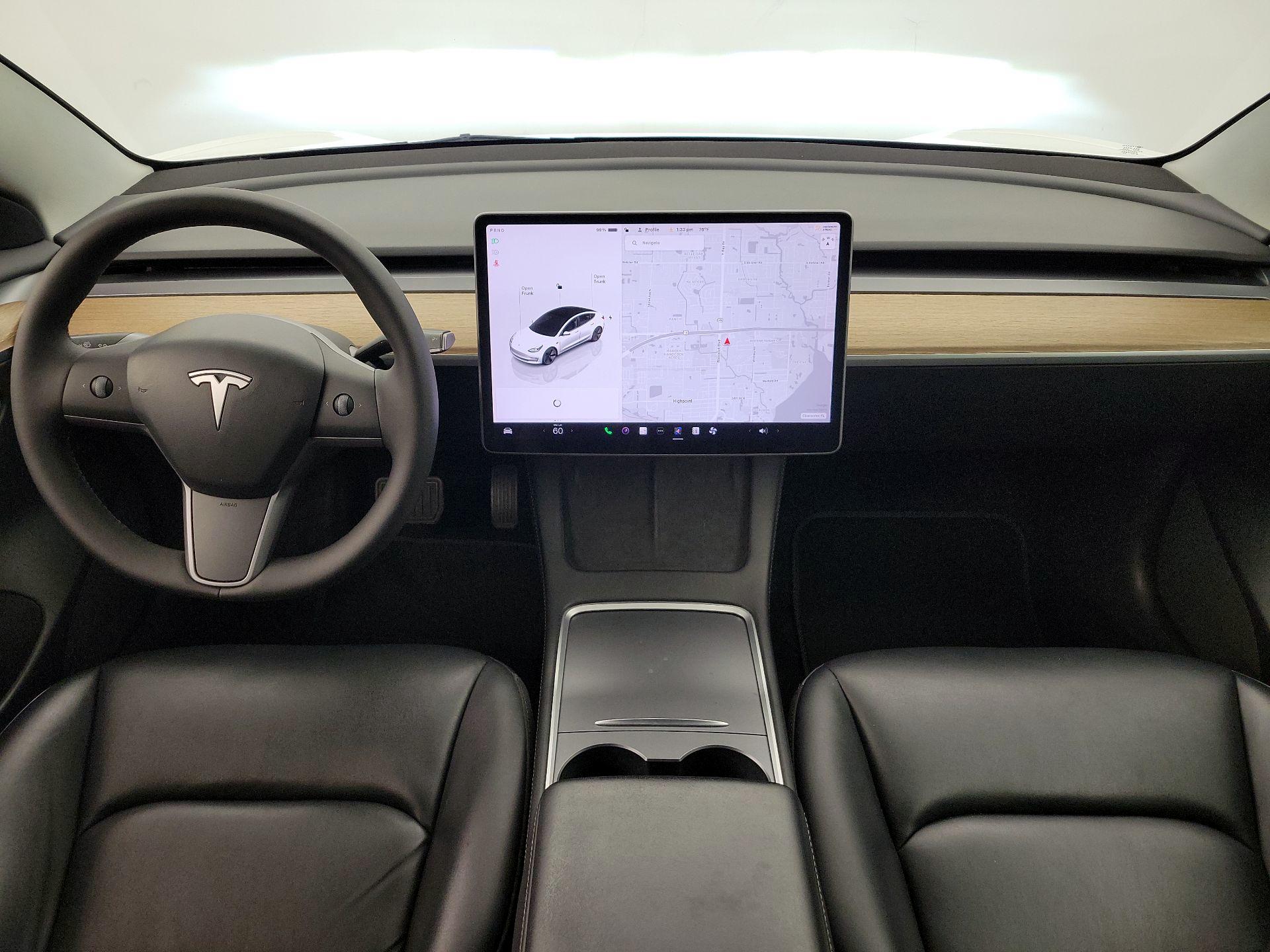 Thumbnail: 2022 Tesla Model 3 - 9