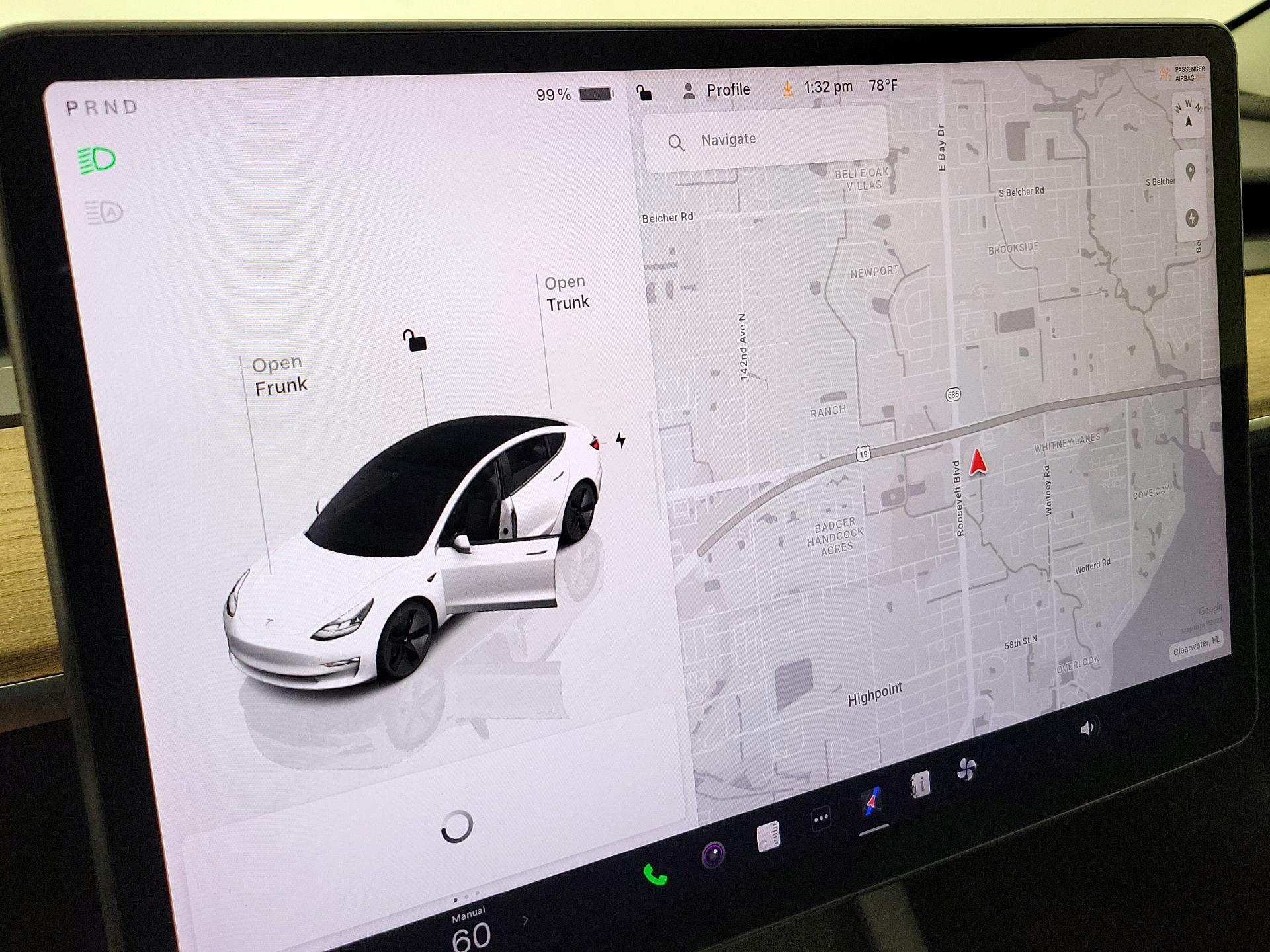 Thumbnail: 2022 Tesla Model 3 - 13