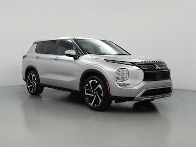 Silver 2022 Mitsubishi Outlander SE