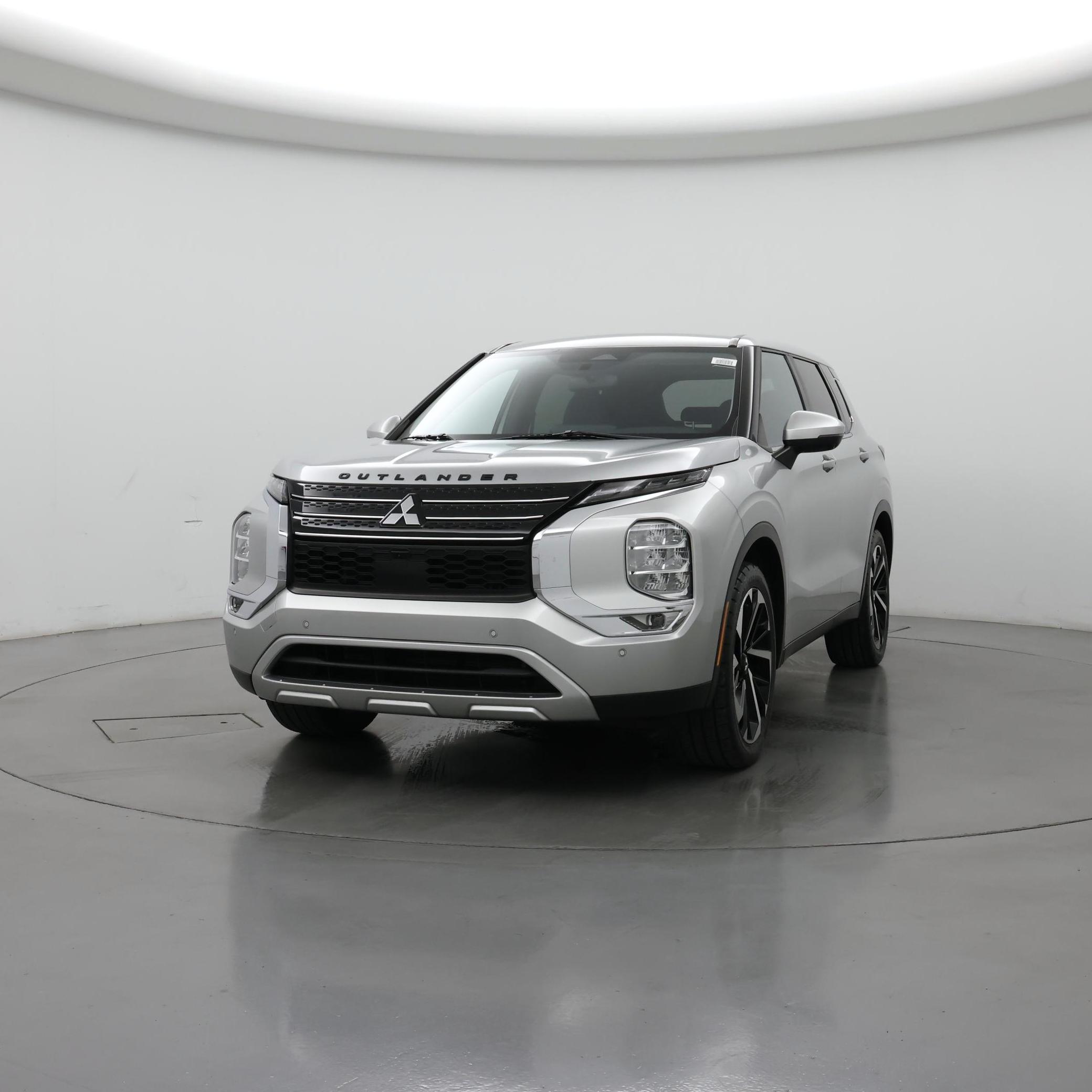 Thumbnail: 2022 Mitsubishi Outlander - 4