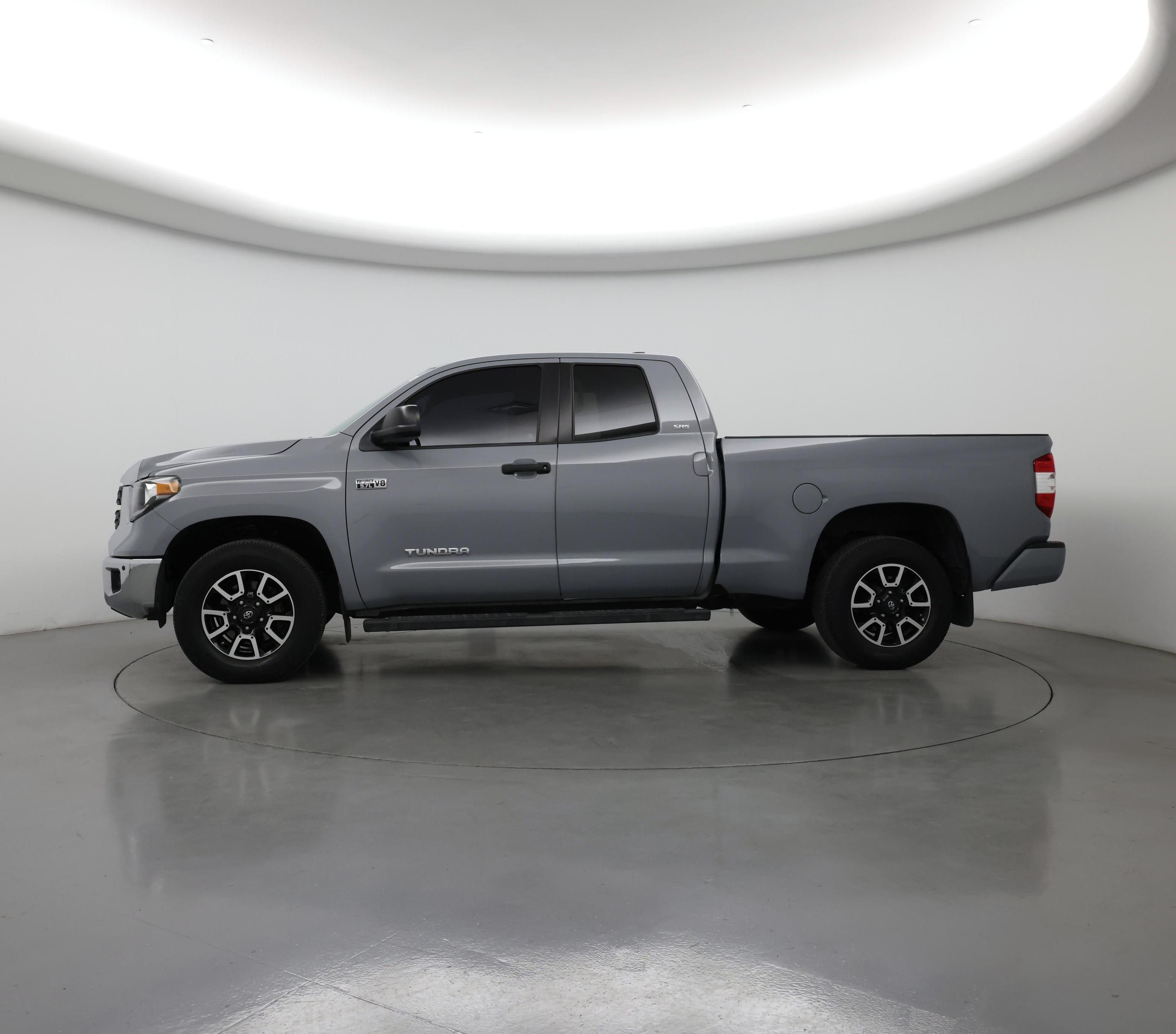 Thumbnail: 2021 Toyota Tundra - 3