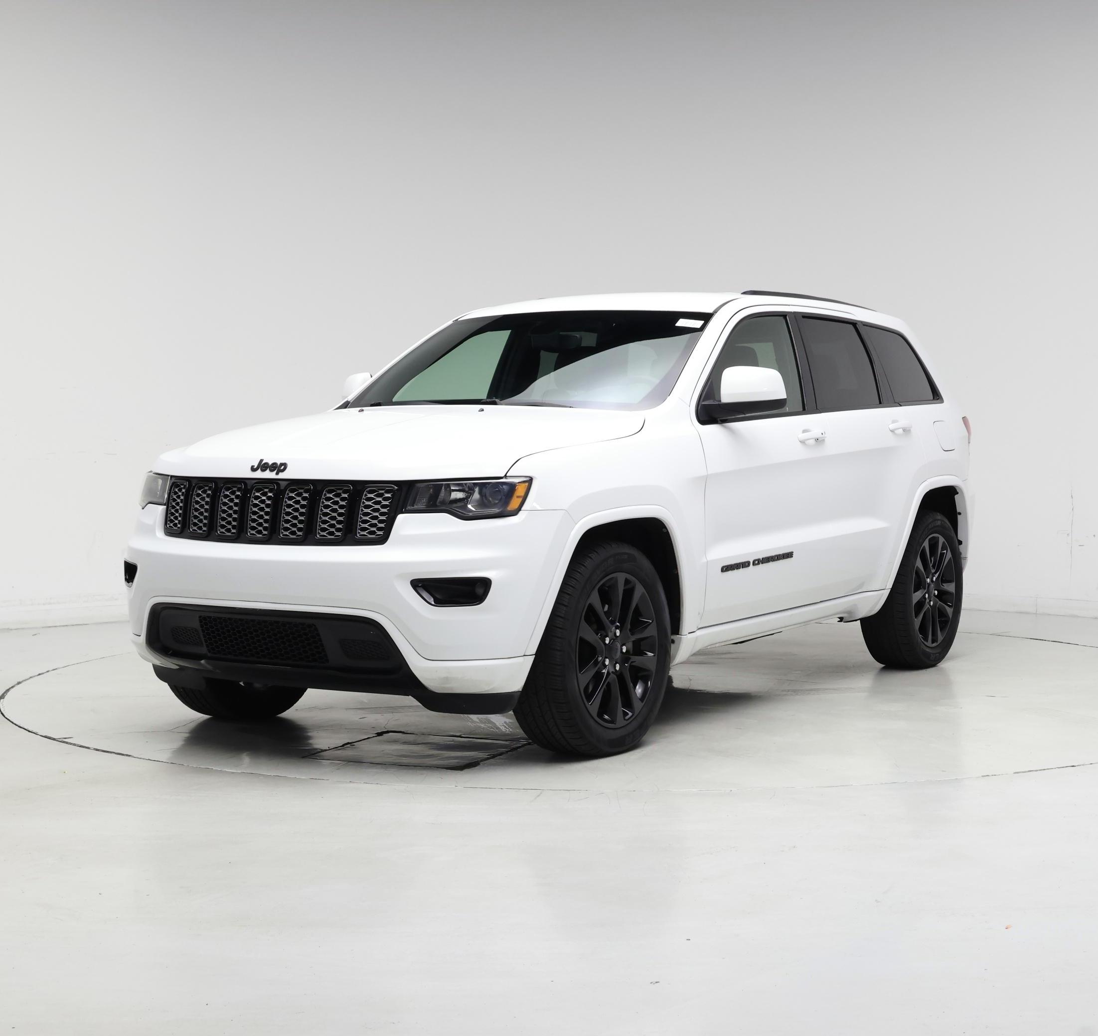 Thumbnail: 2018 Jeep Grand Cherokee - 4