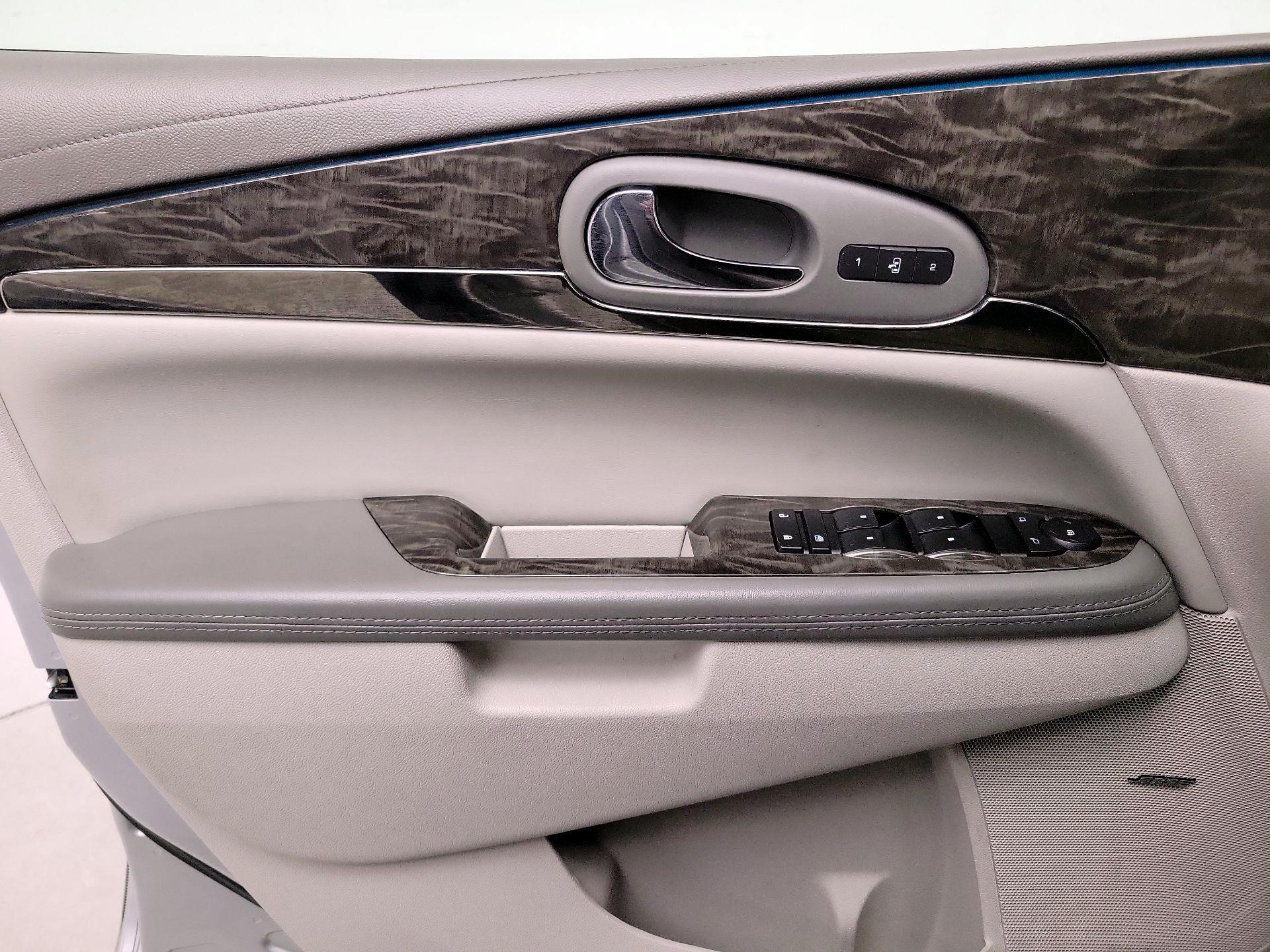 Thumbnail: 2014 Buick Enclave - 12