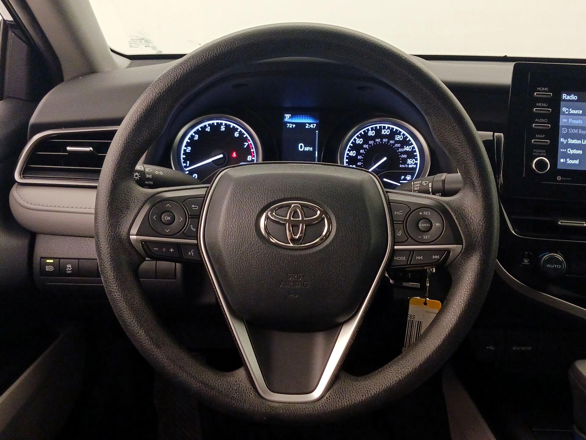 Thumbnail: 2022 Toyota Camry - 10