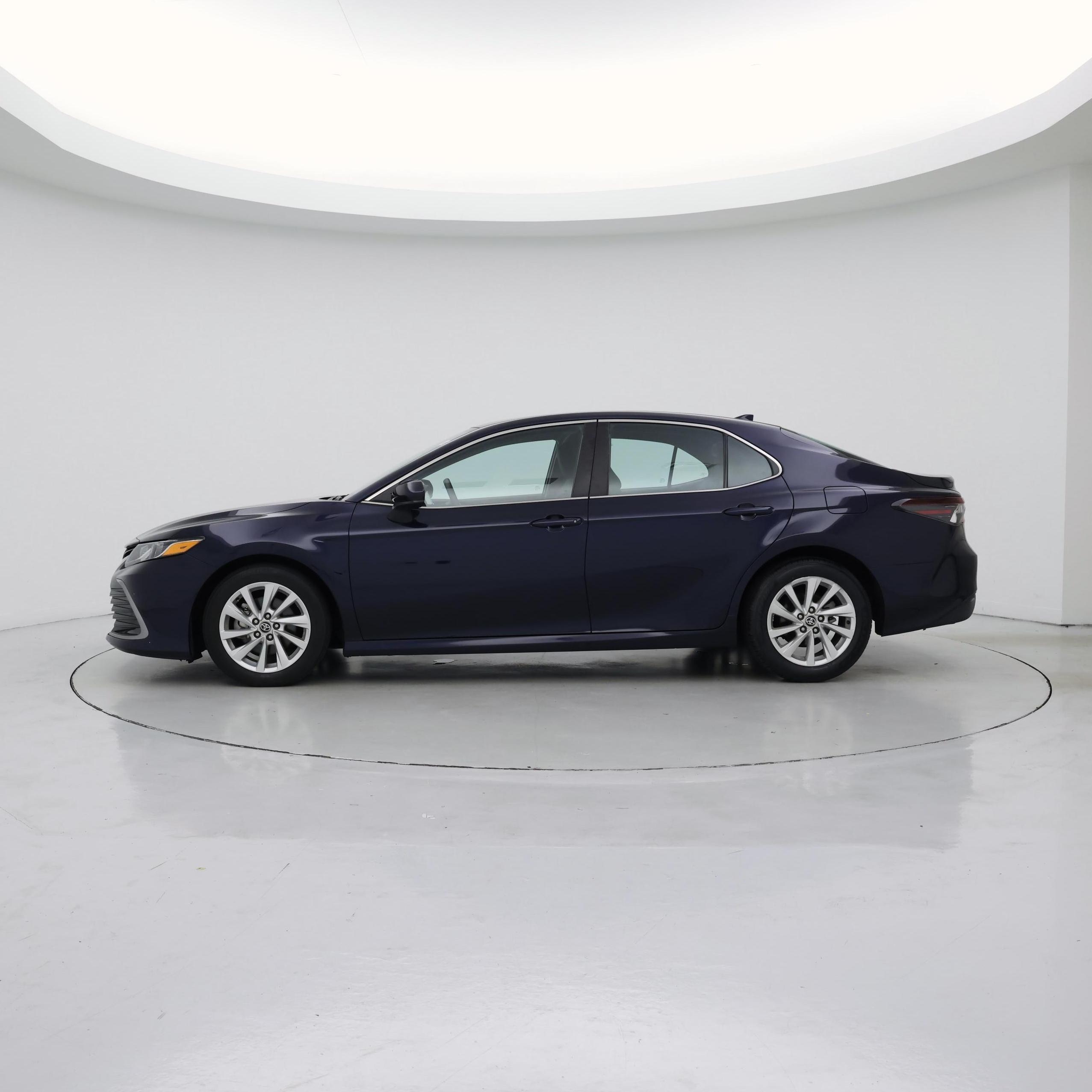 Thumbnail: 2022 Toyota Camry - 3