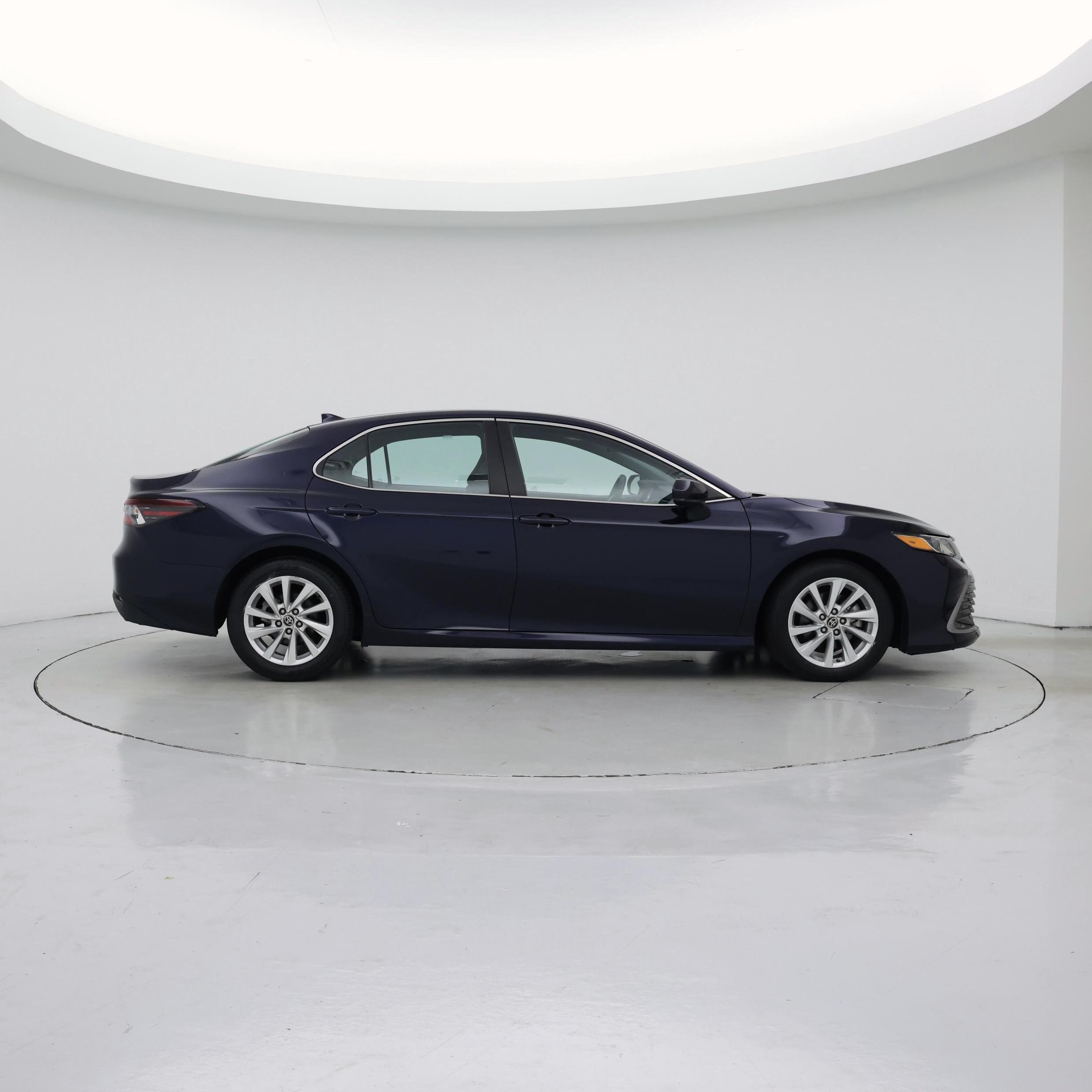 Thumbnail: 2022 Toyota Camry - 7