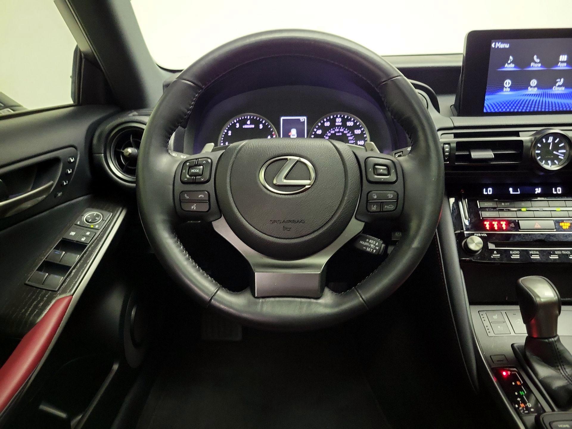 Thumbnail: 2023 Lexus IS - 10