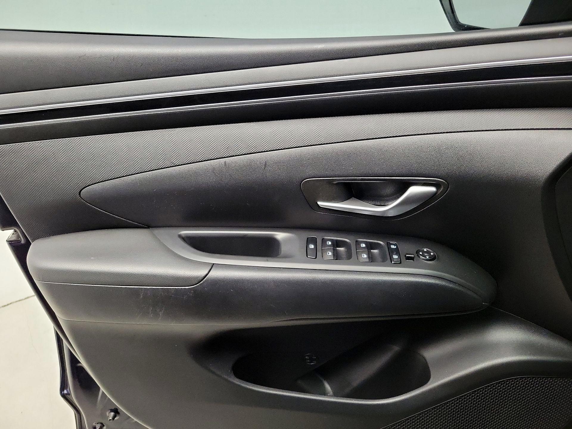 Thumbnail: 2023 Hyundai Tucson - 12