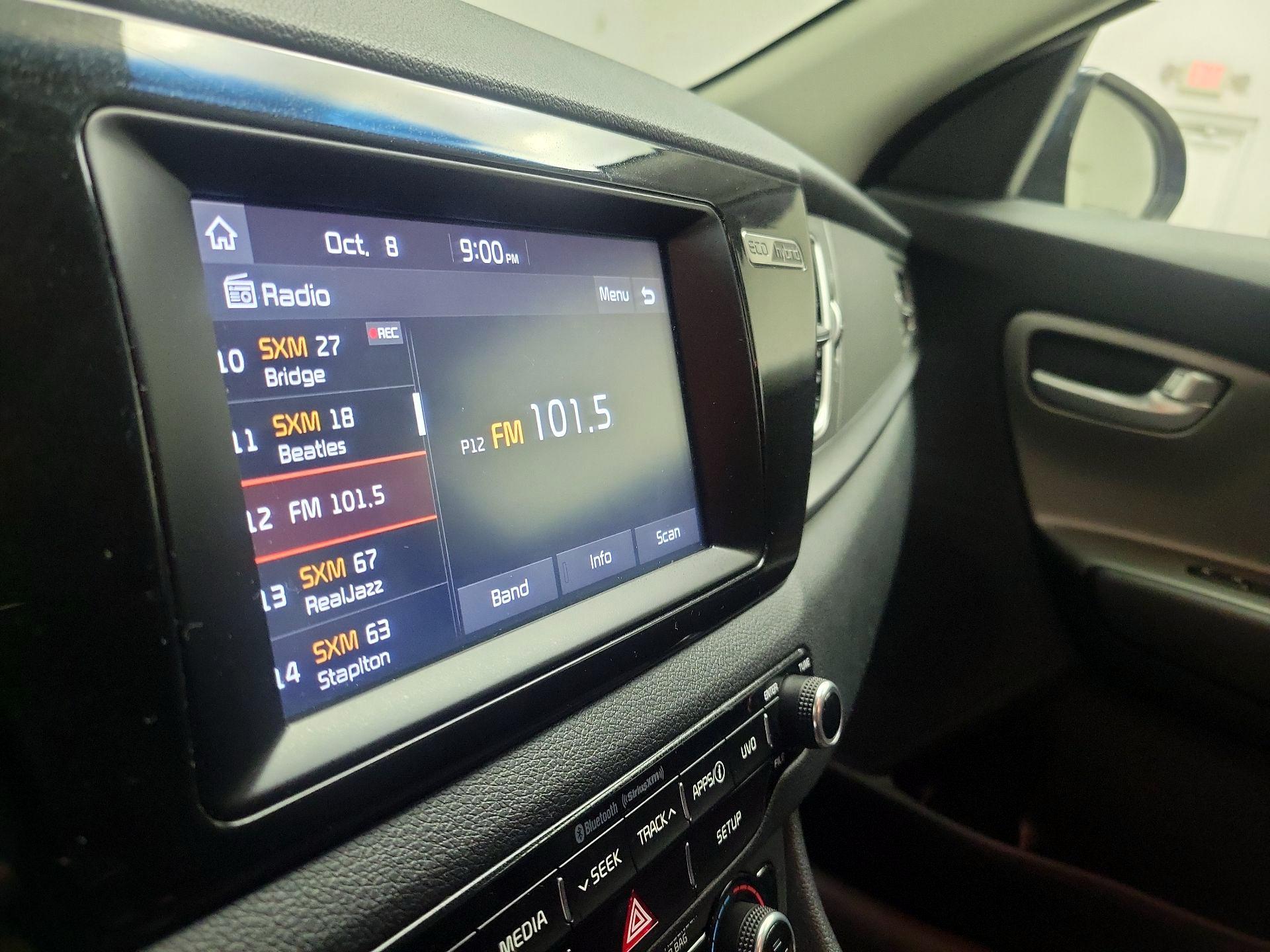 Thumbnail: 2019 Kia Niro - 15