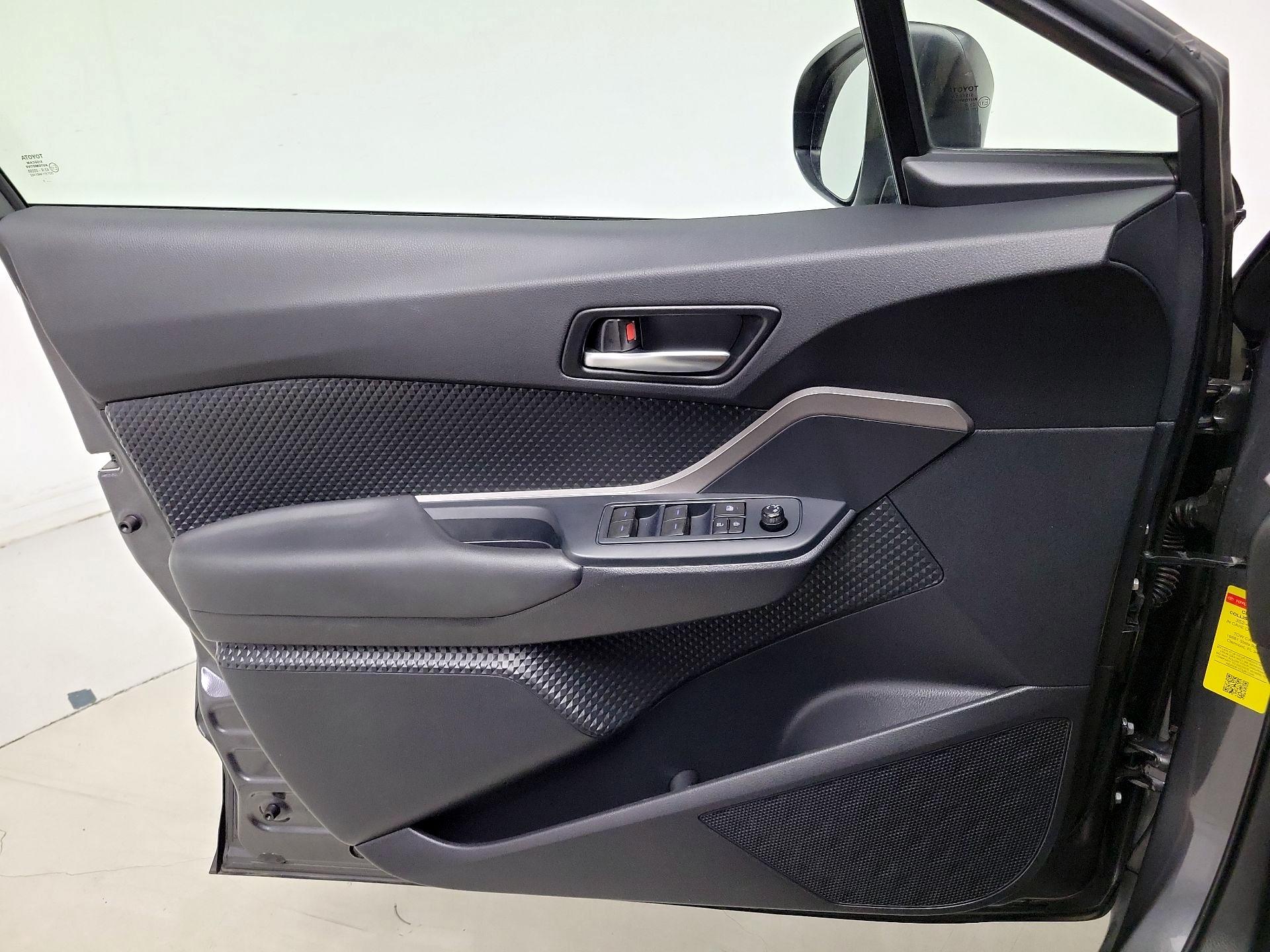 Thumbnail: 2021 Toyota C-HR - 12