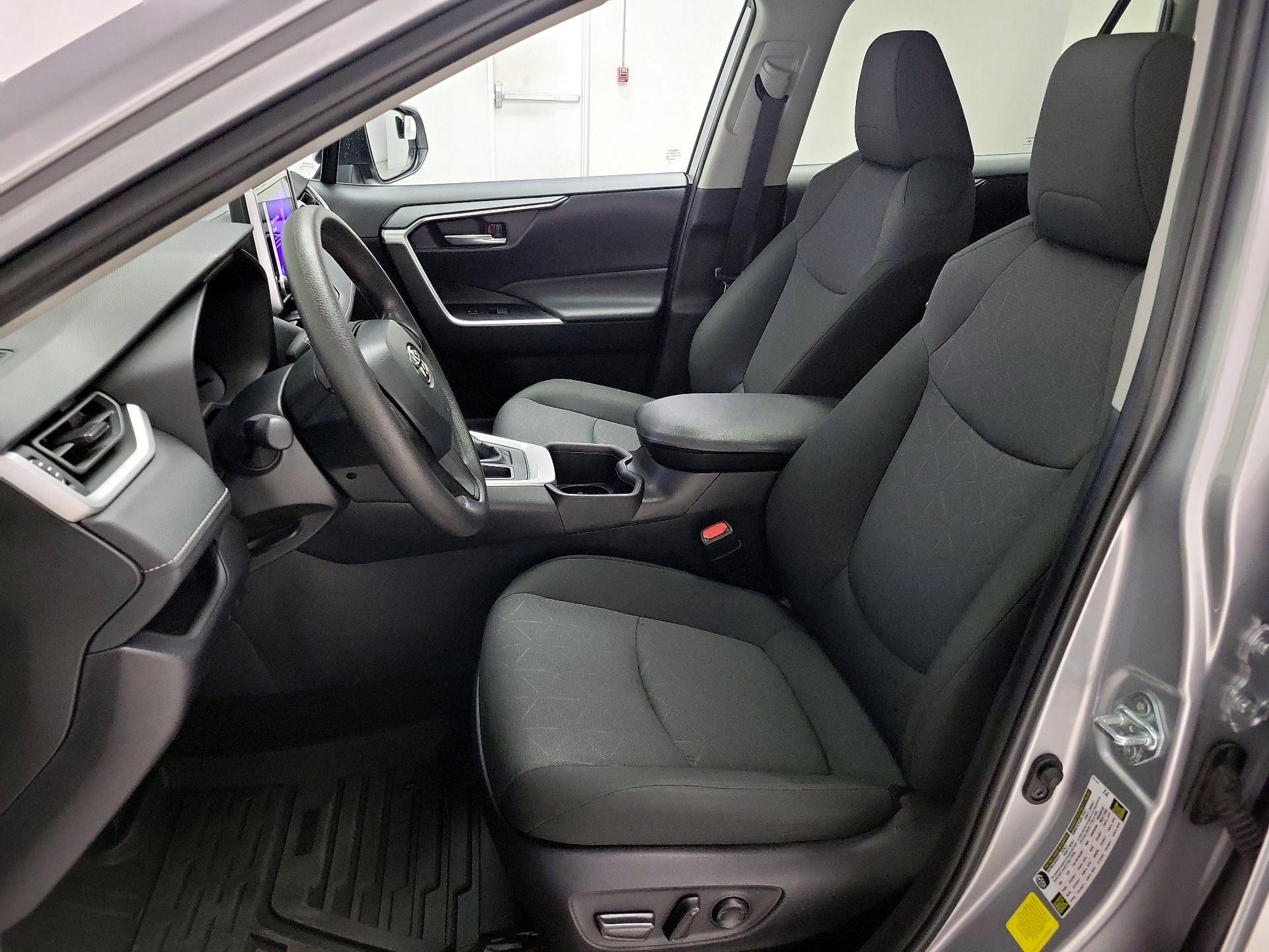 Thumbnail: 2024 Toyota RAV4 - 11