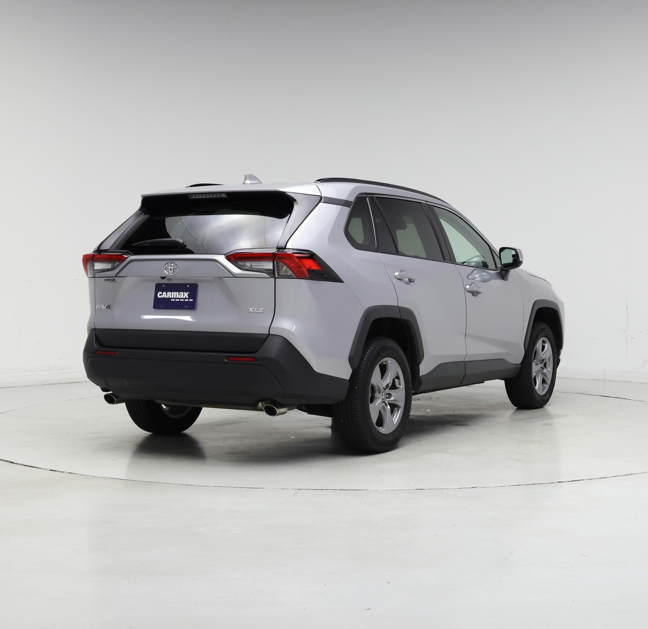 Thumbnail: 2024 Toyota RAV4 - 8