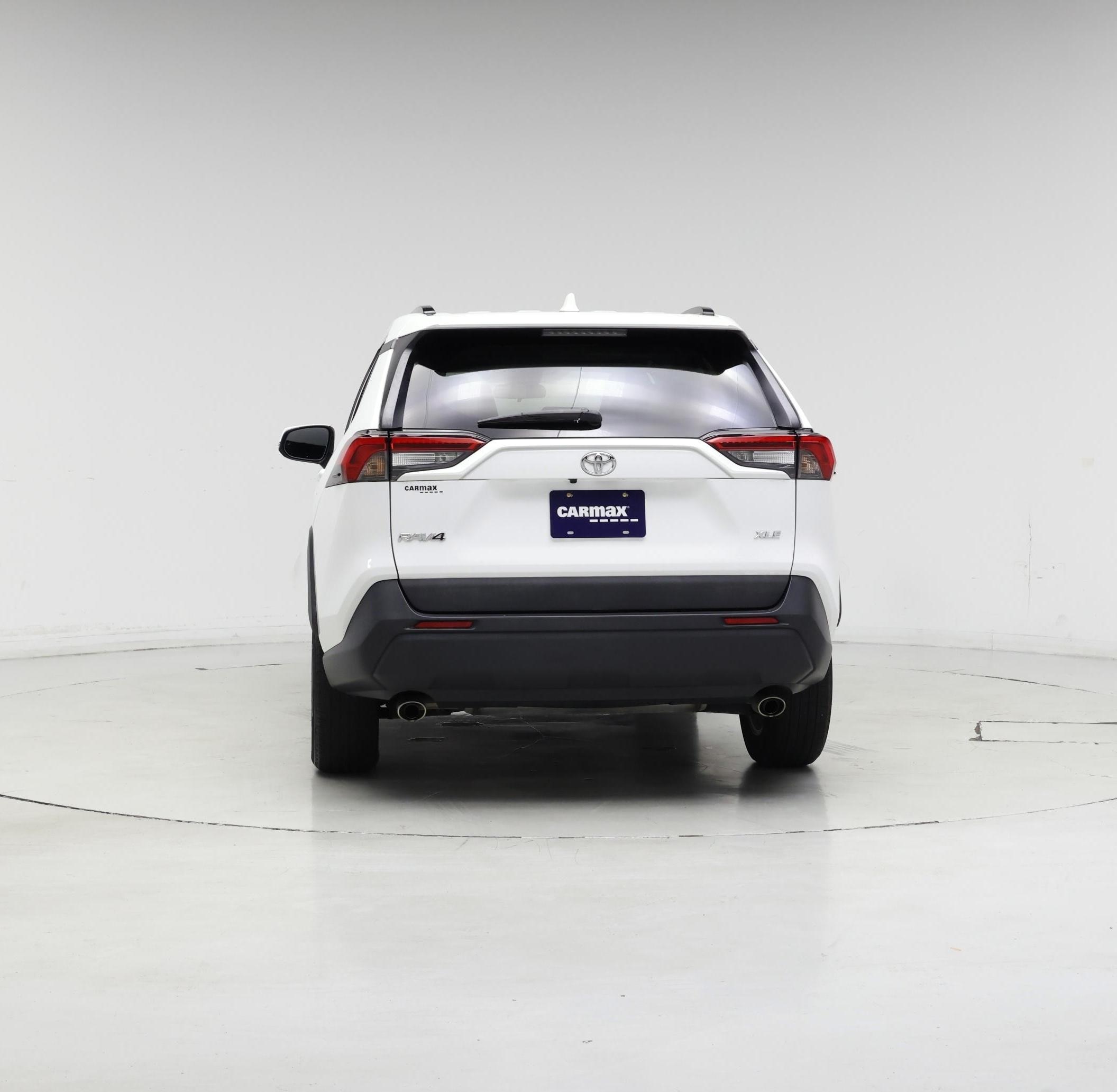 Thumbnail: 2021 Toyota RAV4 - 6