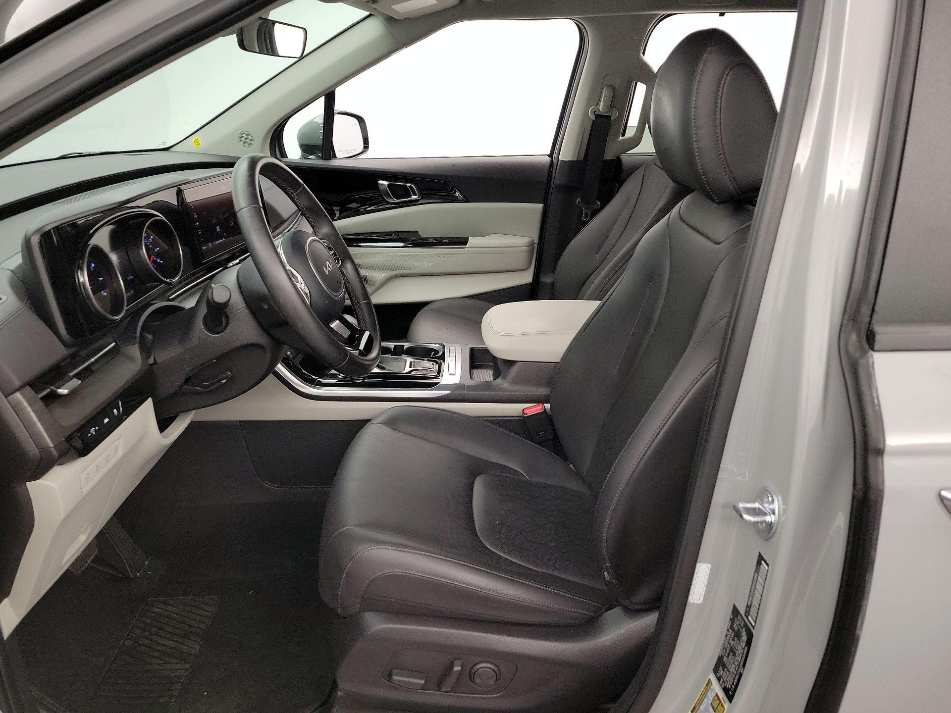 Thumbnail: 2024 Kia Carnival - 11