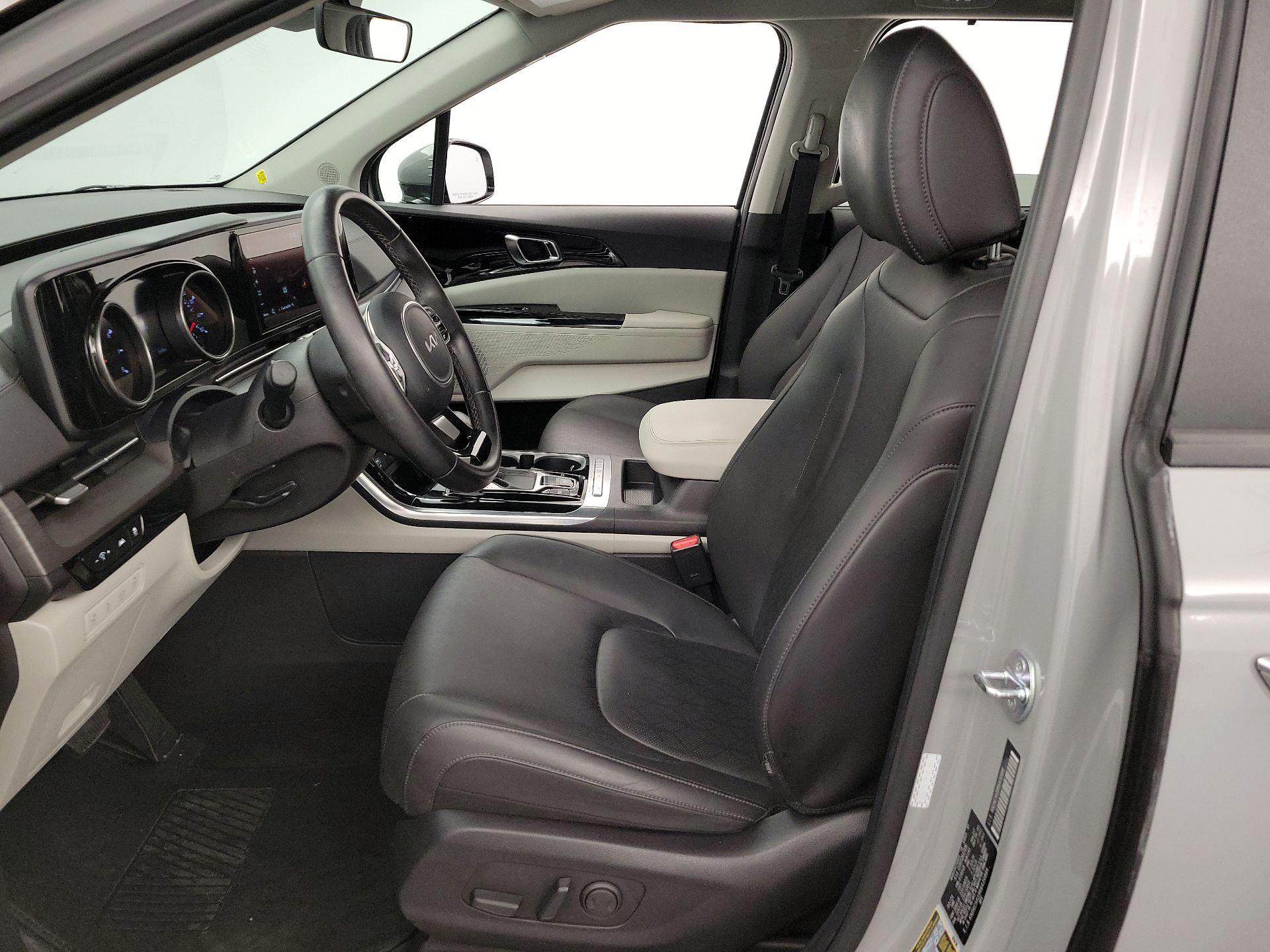 Thumbnail: 2024 Kia Carnival - 20
