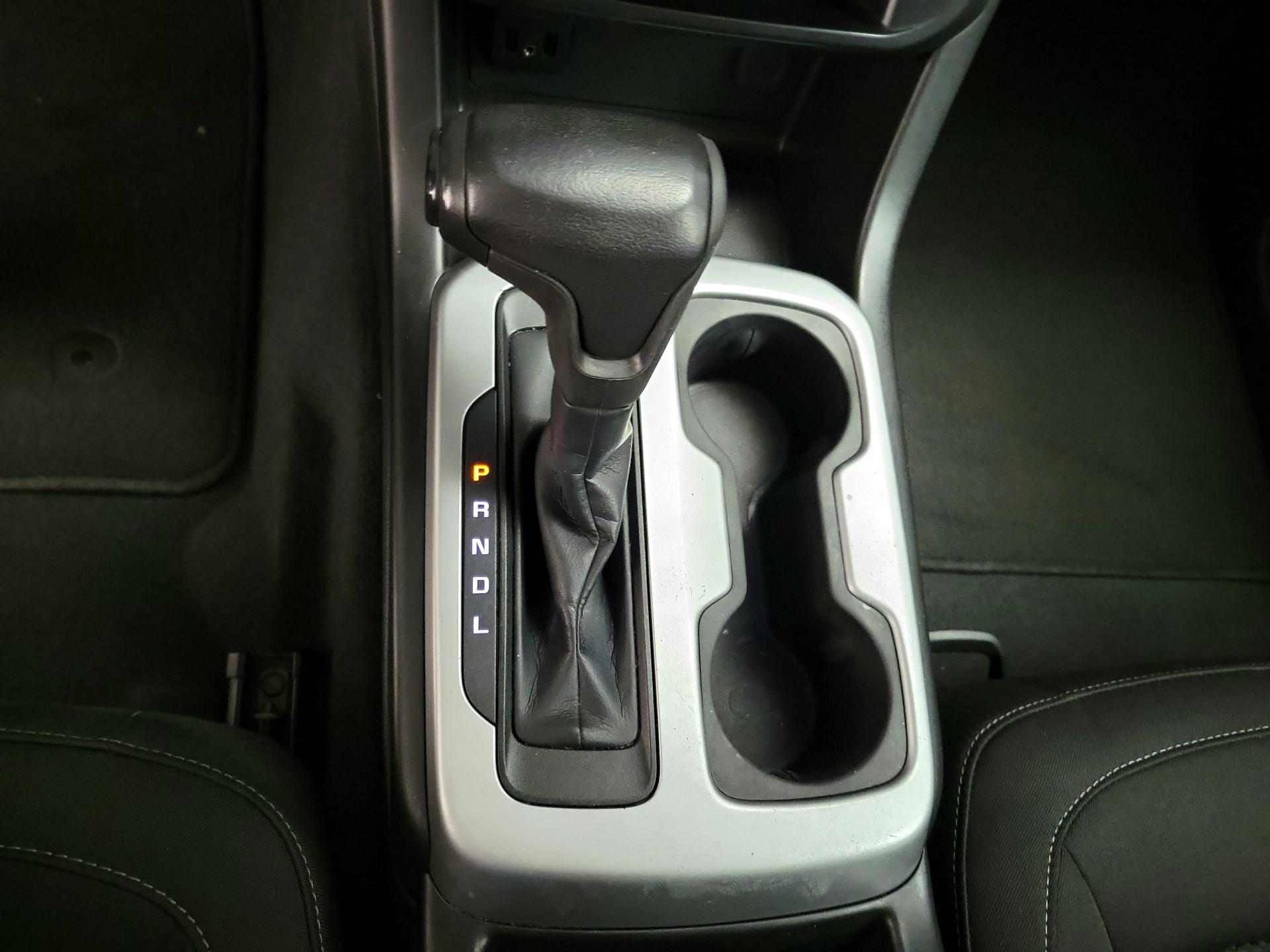 Thumbnail: 2021 Chevrolet Colorado - 18