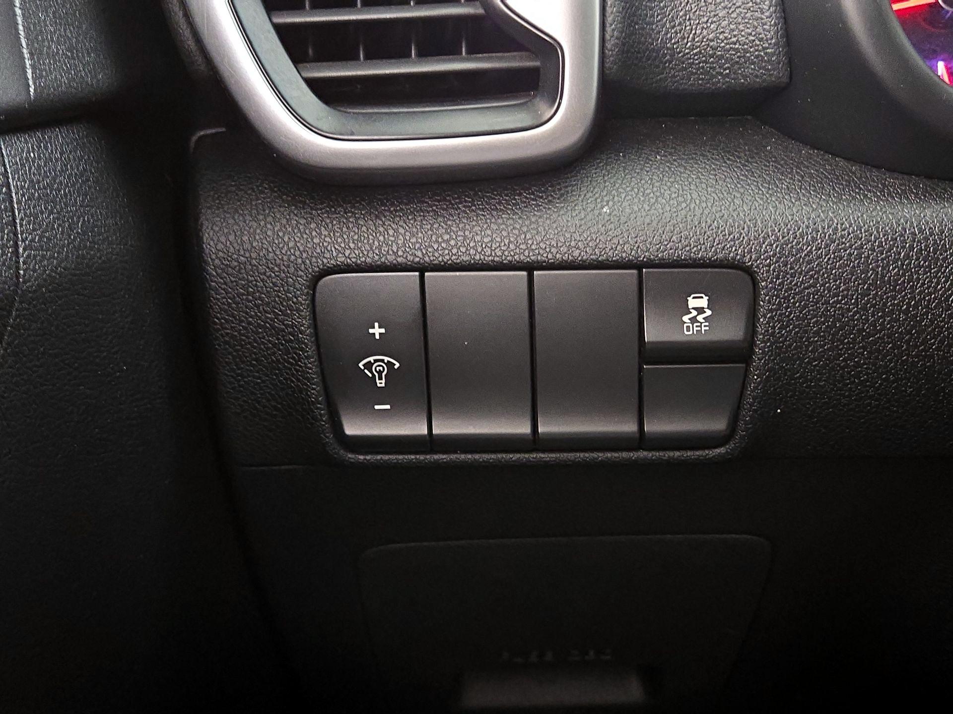 Thumbnail: 2017 Kia Sportage - 13