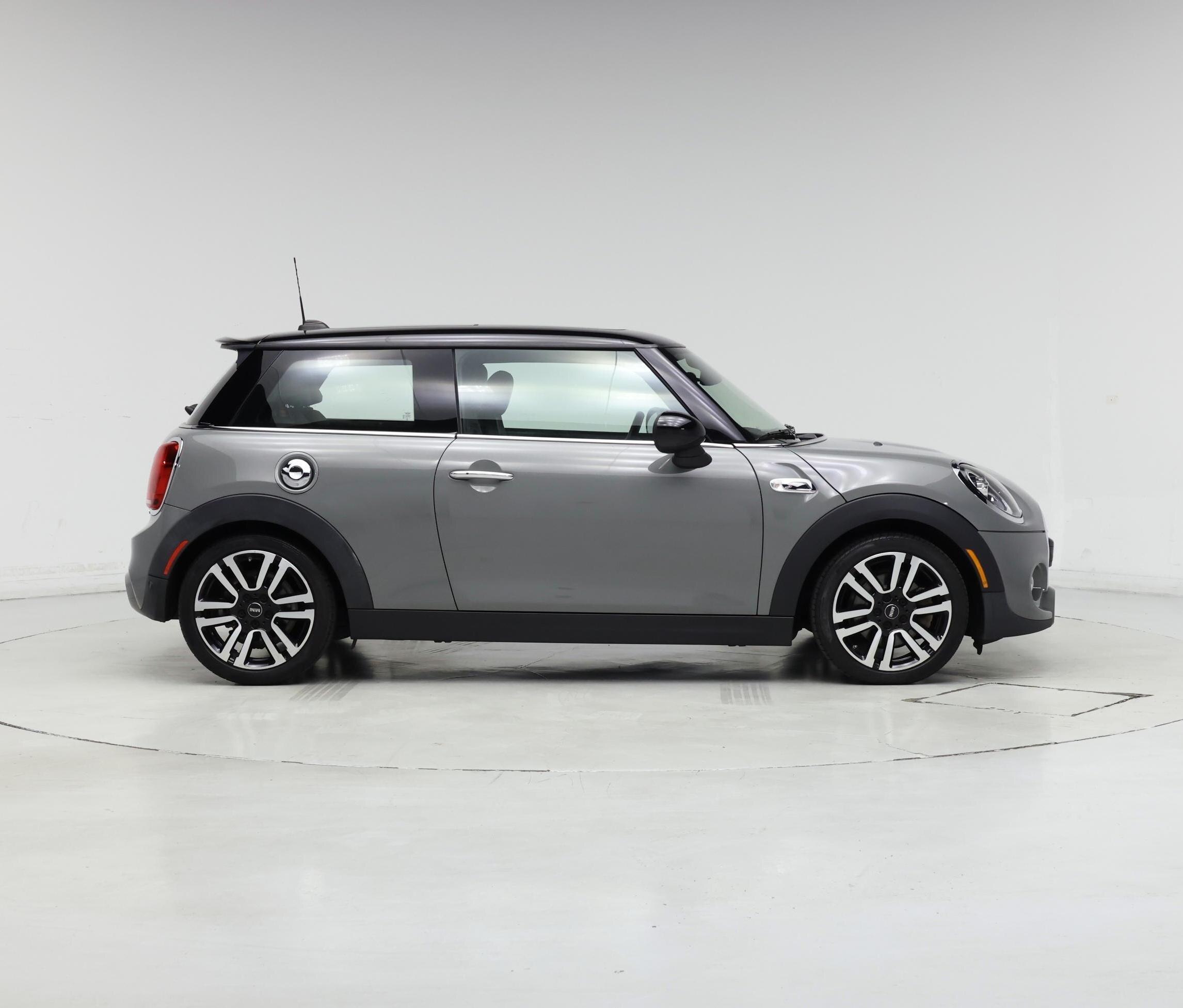 Thumbnail: 2019 MINI Cooper Hardtop - 7